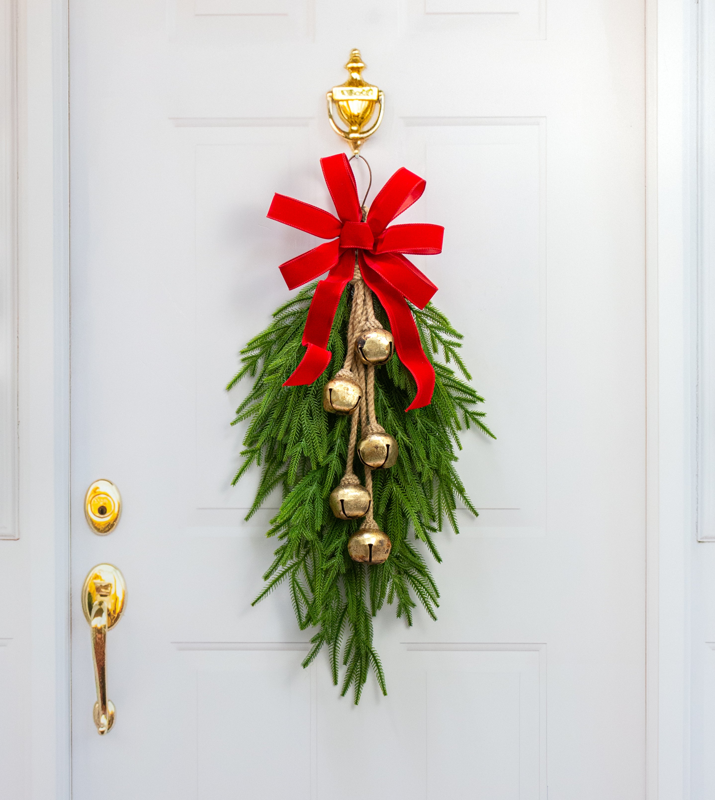 15" Jingle Bell Hanger Ornament: Antique Gold Lifestyle Photo