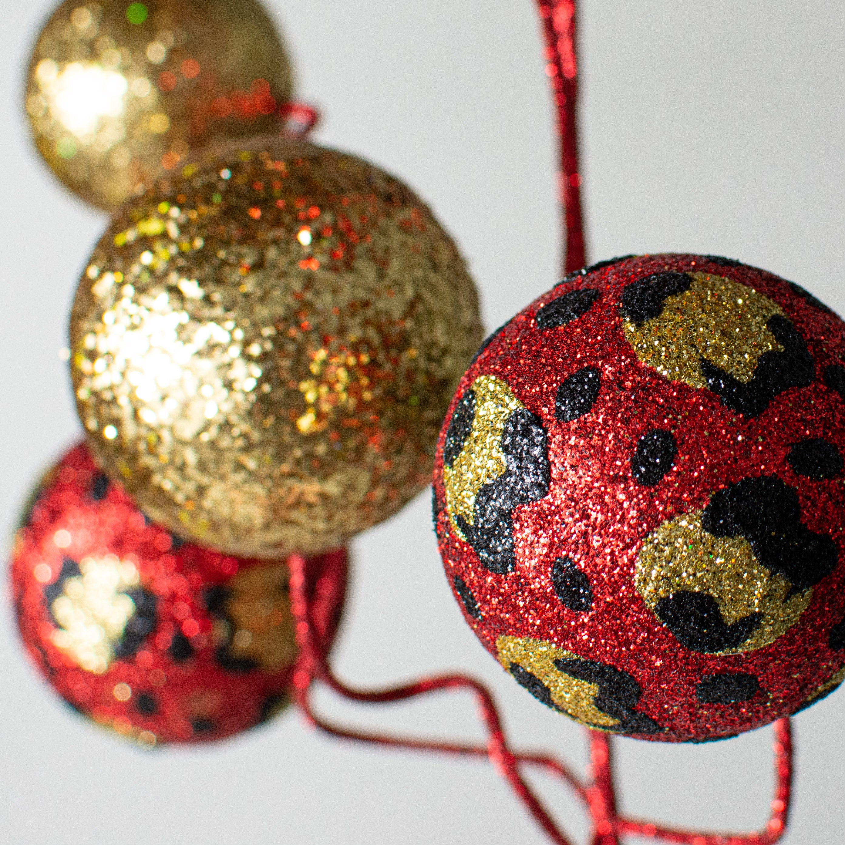 20" Leopard Print Glitter Ball Pick: Red, Gold, Black Lifestyle Photo