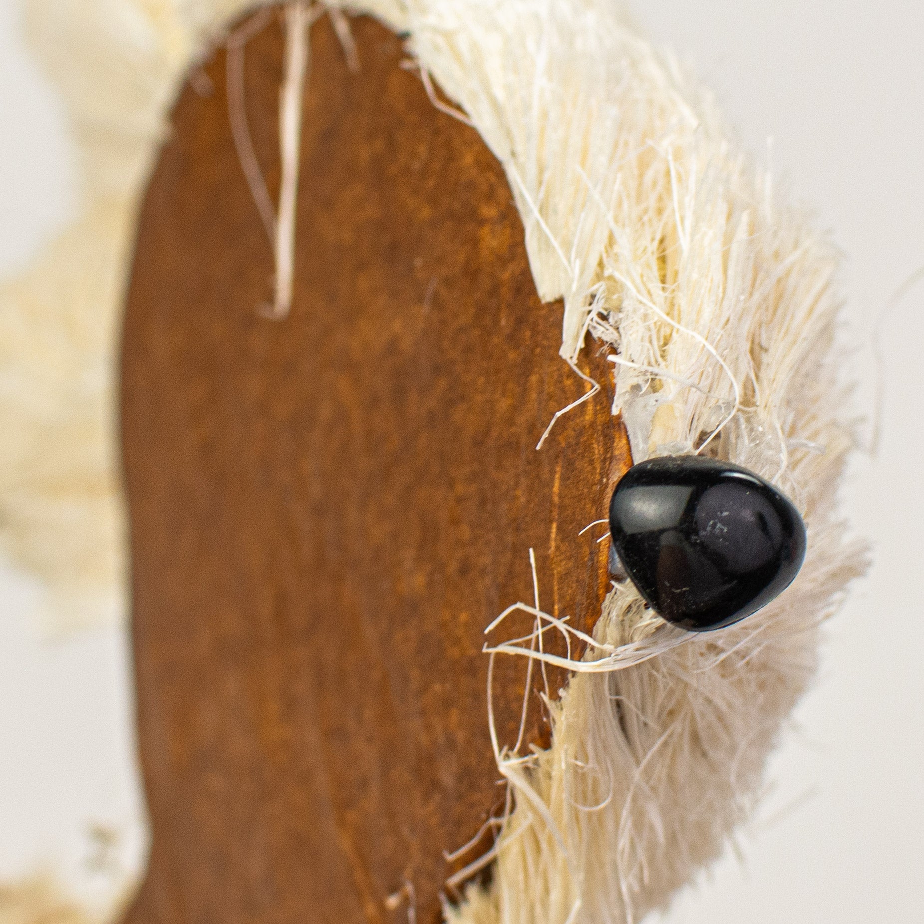 10" Linen Sisal Half Rabbit Decoration: Cuddling detail photo 3