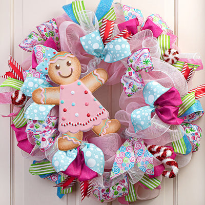 13" Metal Embossed Hanger: Gingerbread Girl Lifestyle Photo