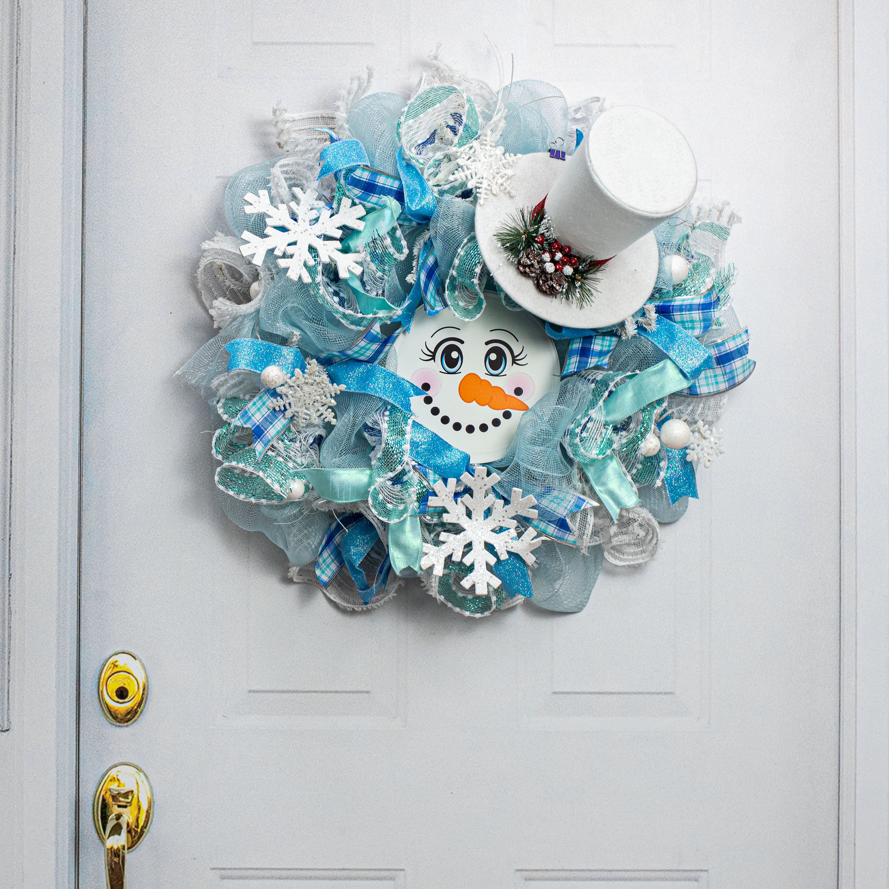 8" Metal Sign: Snowman Face Lifestyle Photo