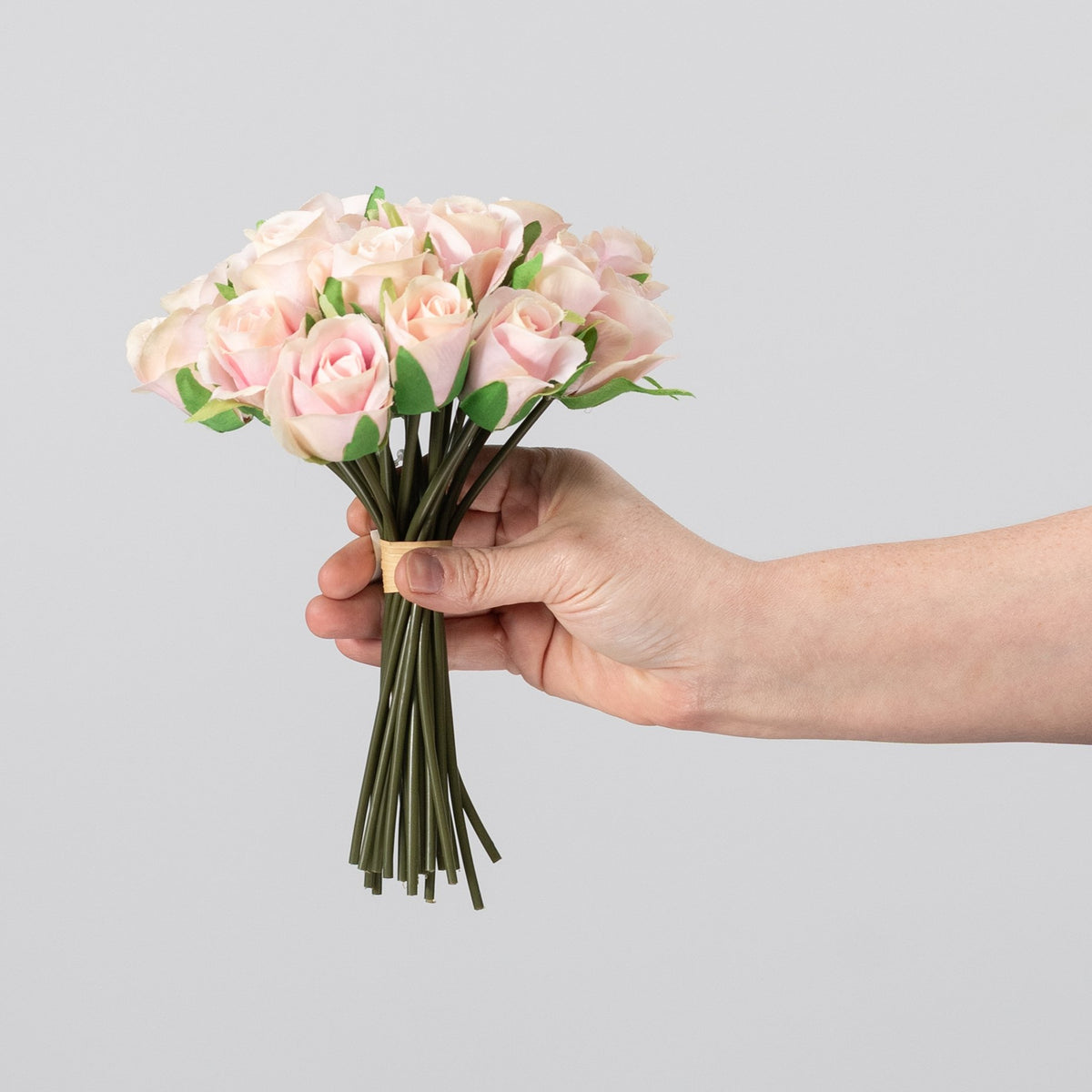 9" Mini Rose Bundle: Blush Pink detail photo 3