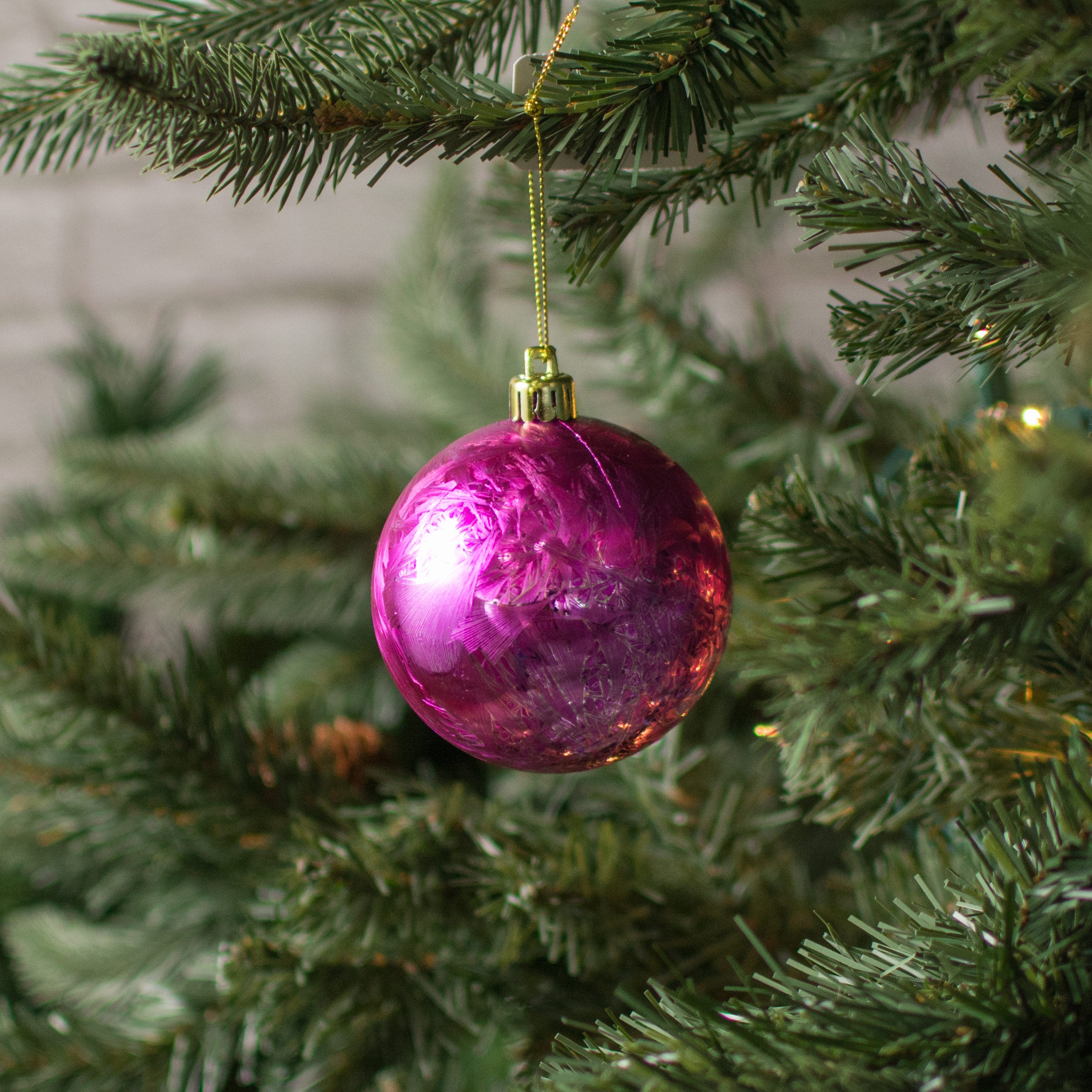 80MM Feather Smooth Ball Ornament: Fuchsia Lifestyle Photo