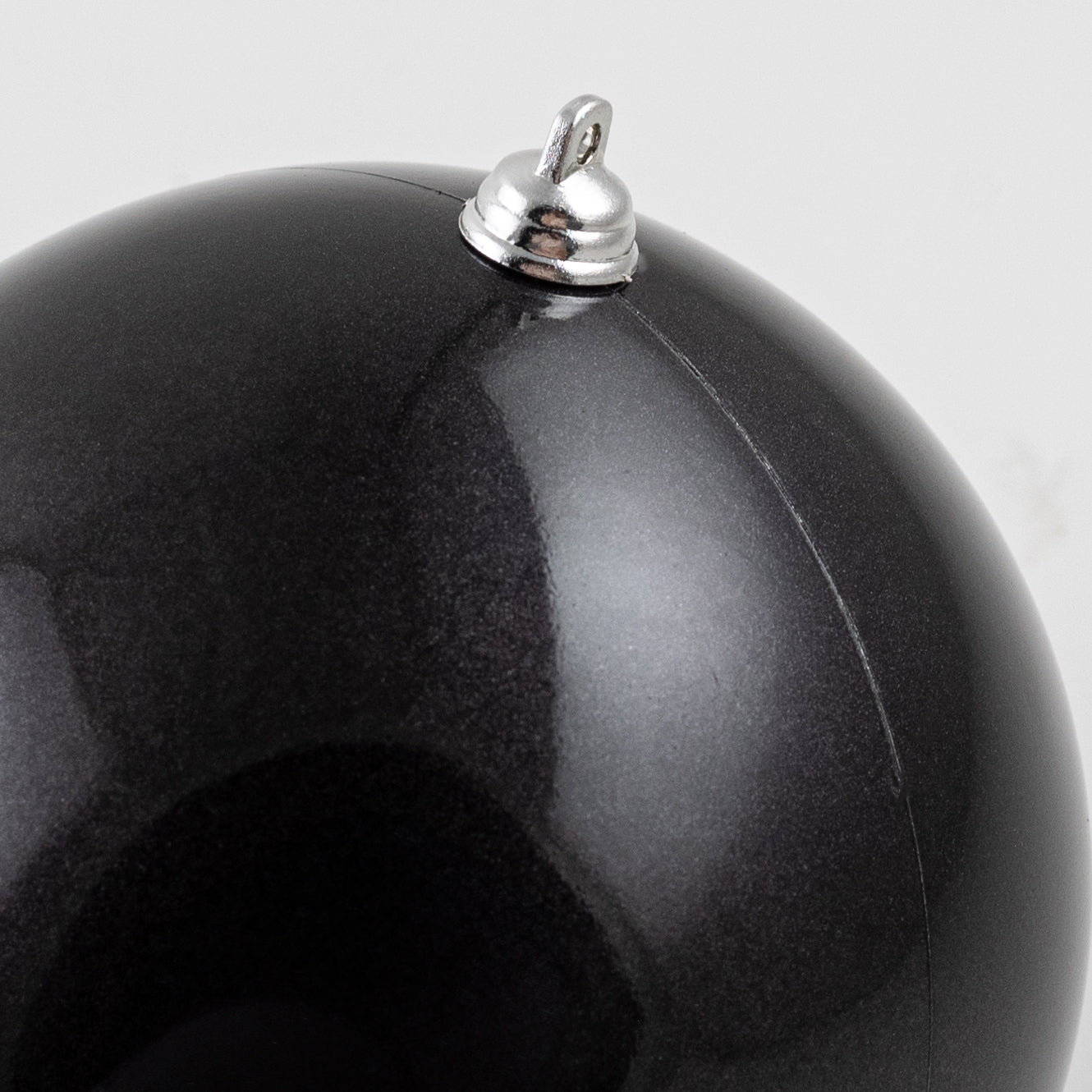 120MM Plastic Ball Ornaments: Candy Apple Black (Set of 2) detail photo 3