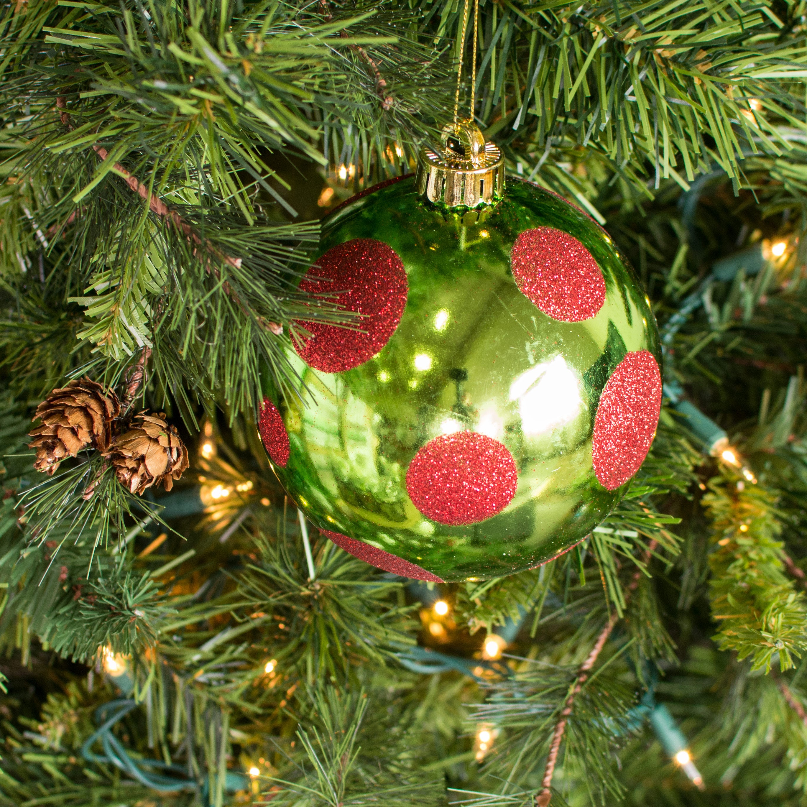120MM Polka Ornament: Lime Green & Red Lifestyle Photo