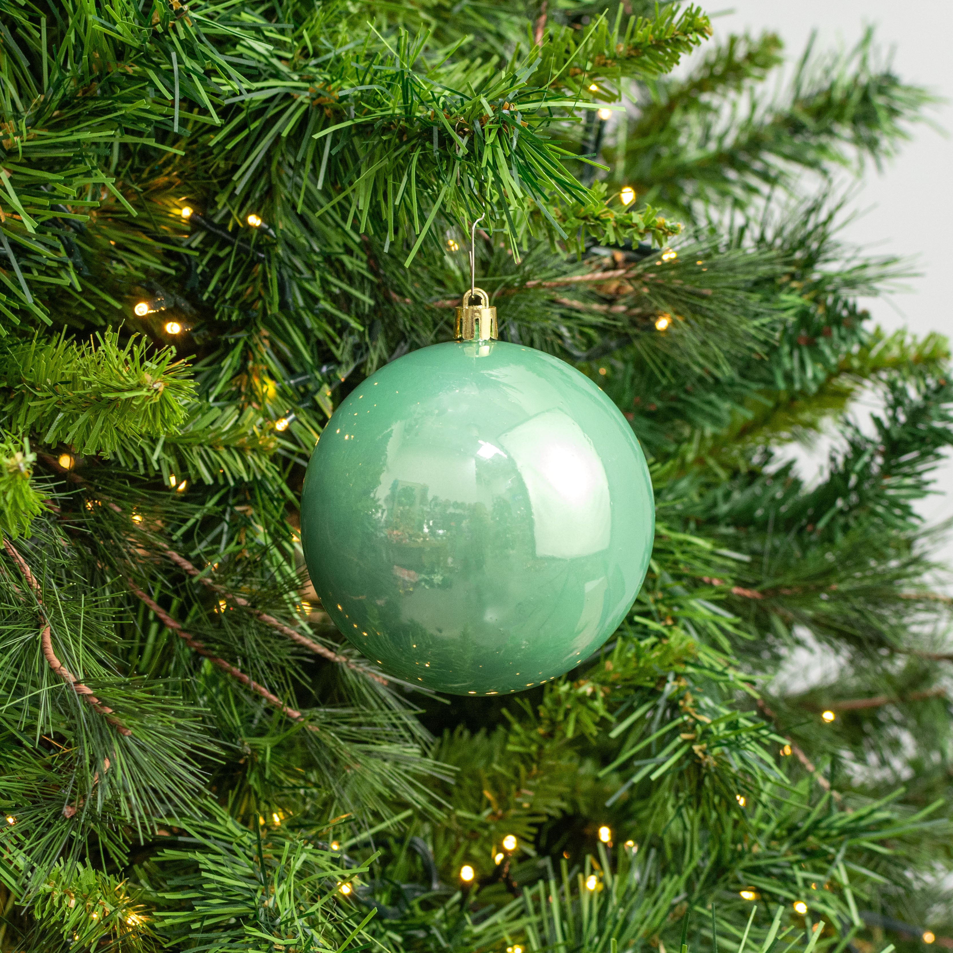100MM Seamless Plastic Ball Ornament: Pearl Mint Green (Set of 4) Lifestyle Photo