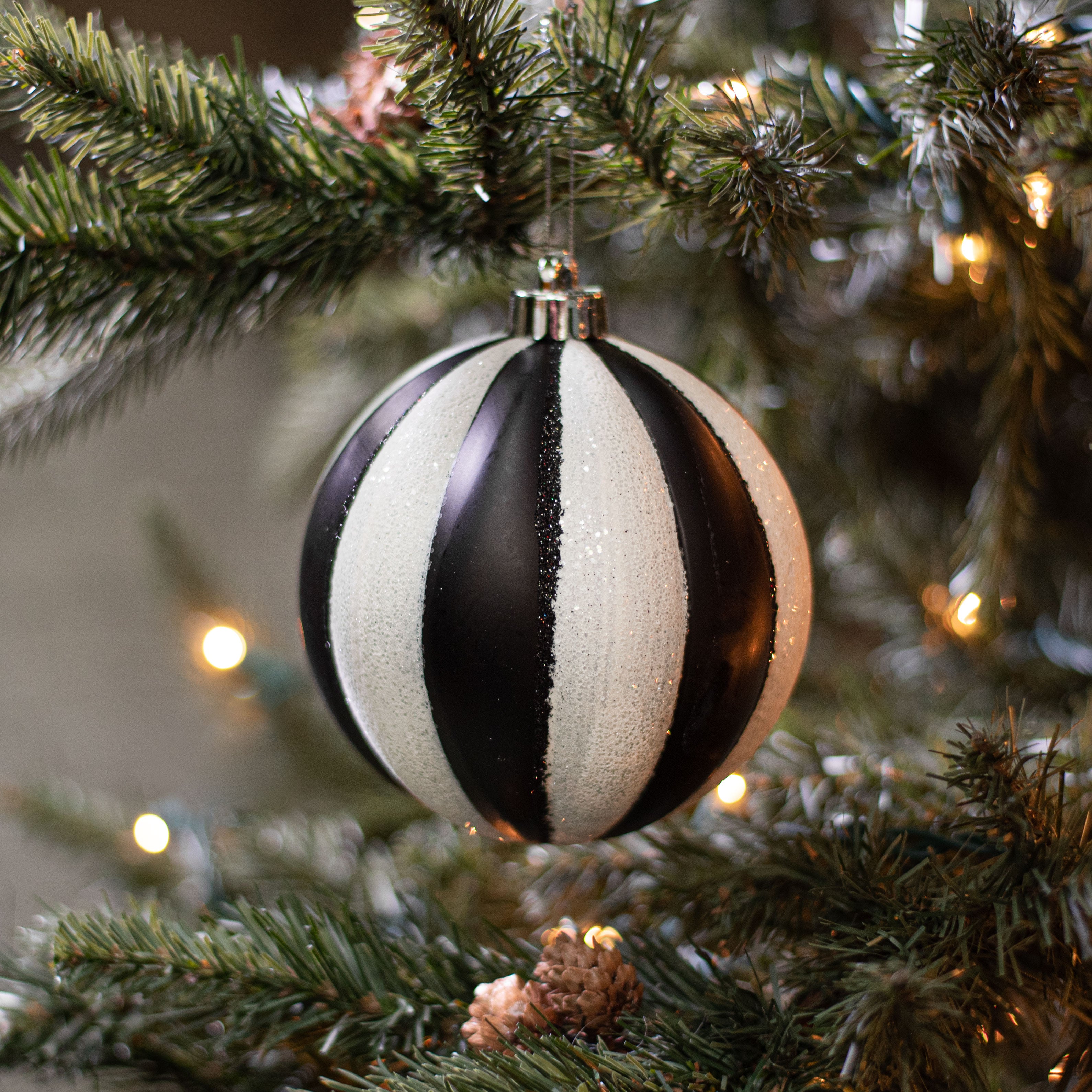 130MM Wide Vertical Stripe Ball Ornament: Black & White detail photo 3
