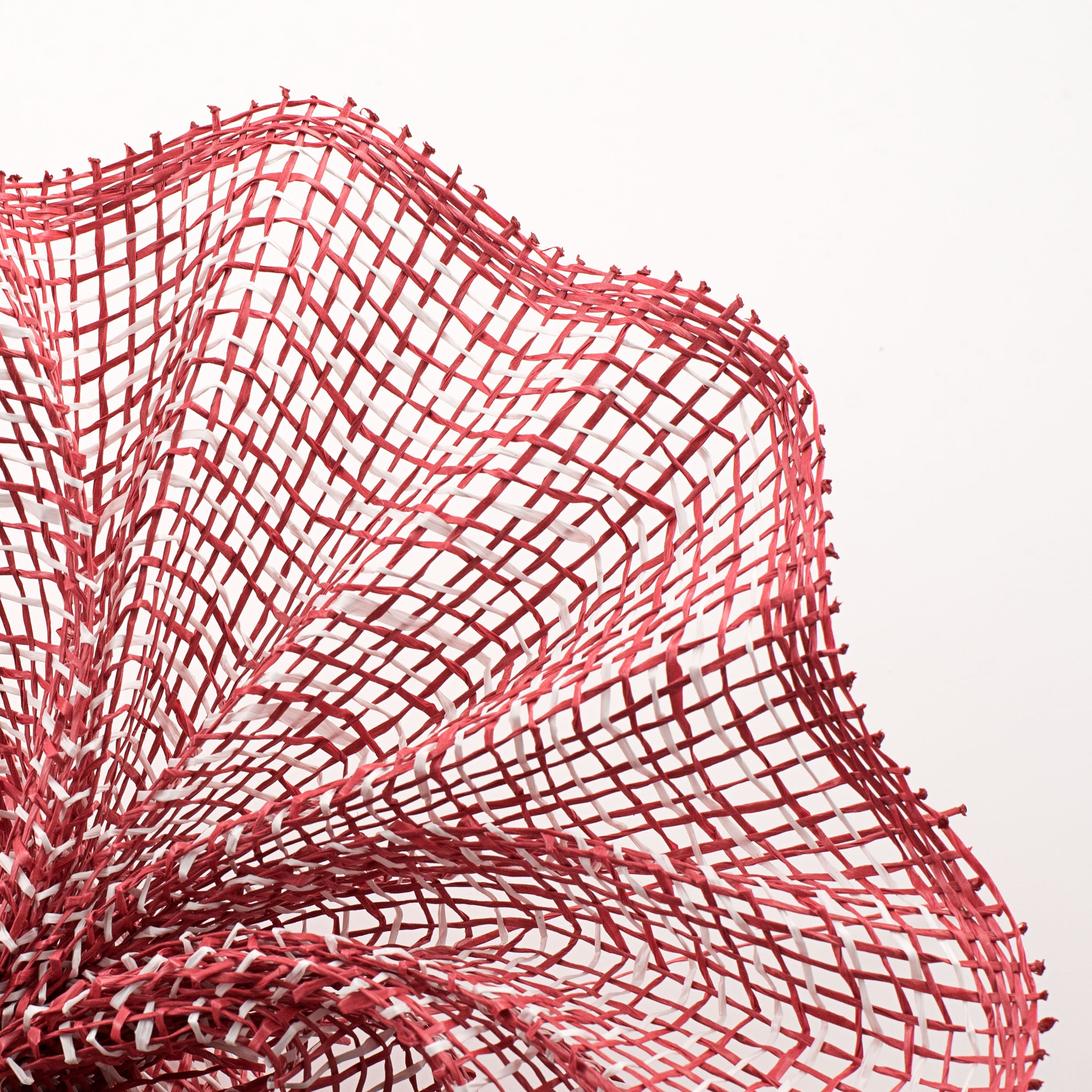 10" Multi Poly Burlap Check Mesh: Red & White detail photo 4