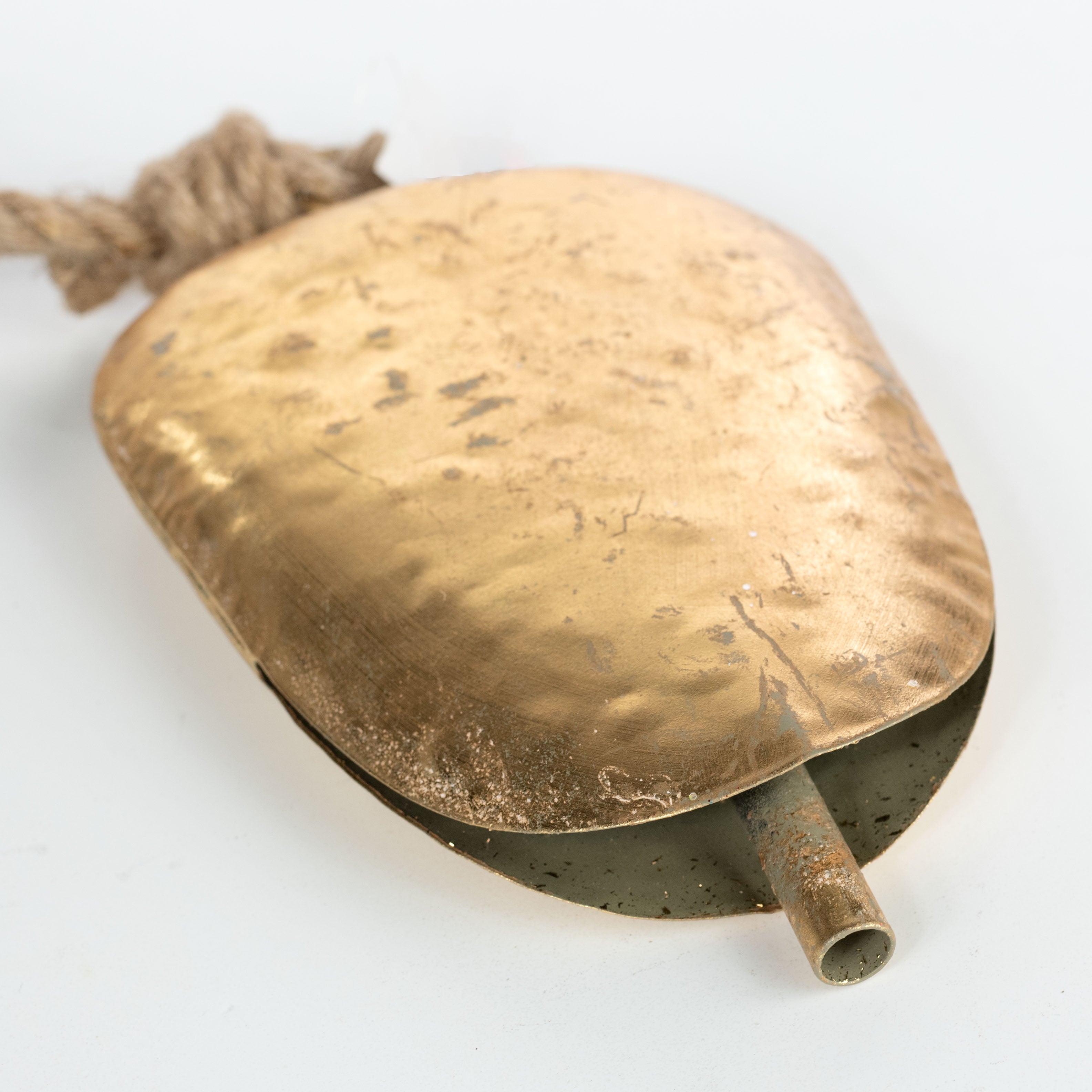 10" Nutshell Bell: Vintage Gold detail photo 4