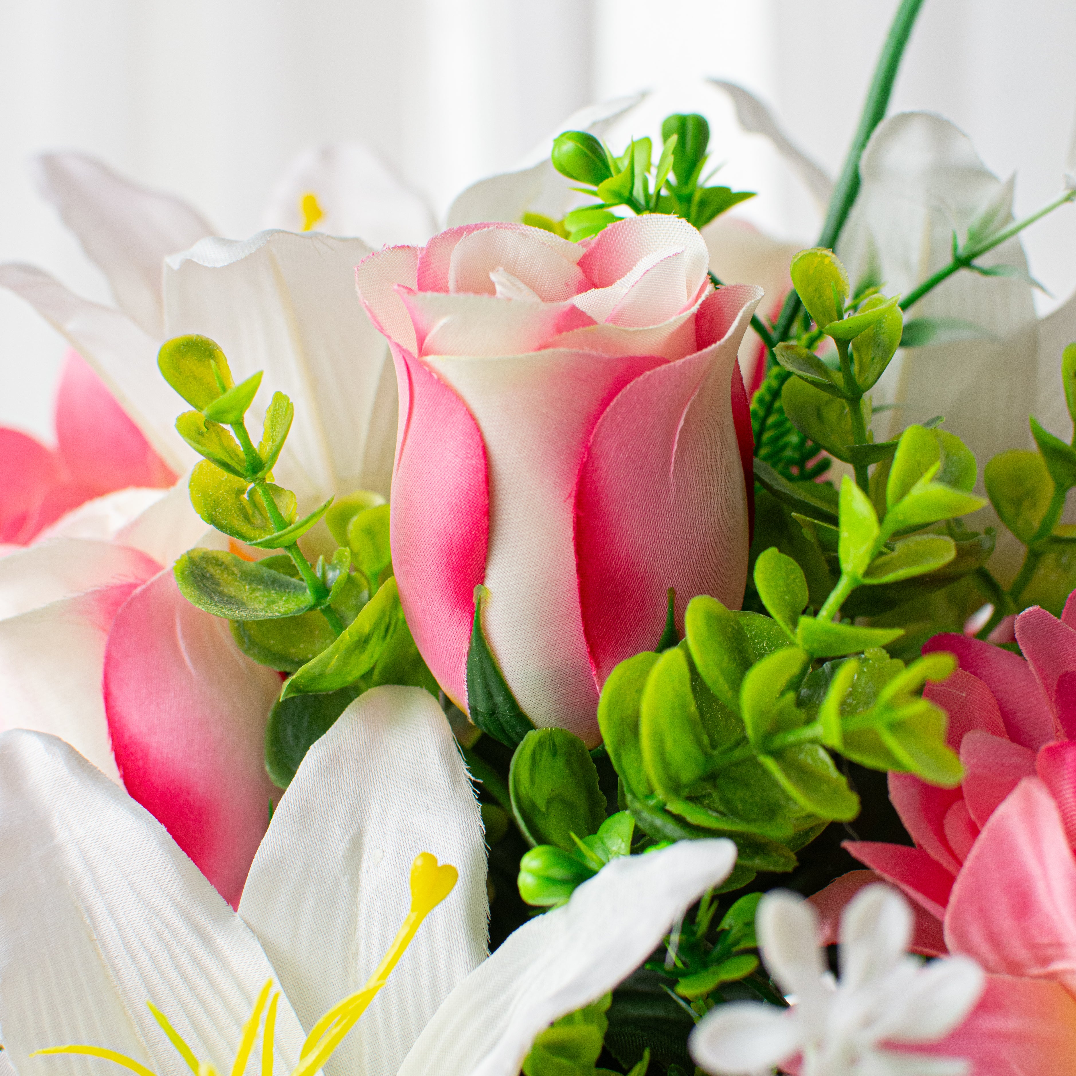 24" Peony, Dahlia, Lily, Rose Bush: Pink & Cream Lifestyle Photo