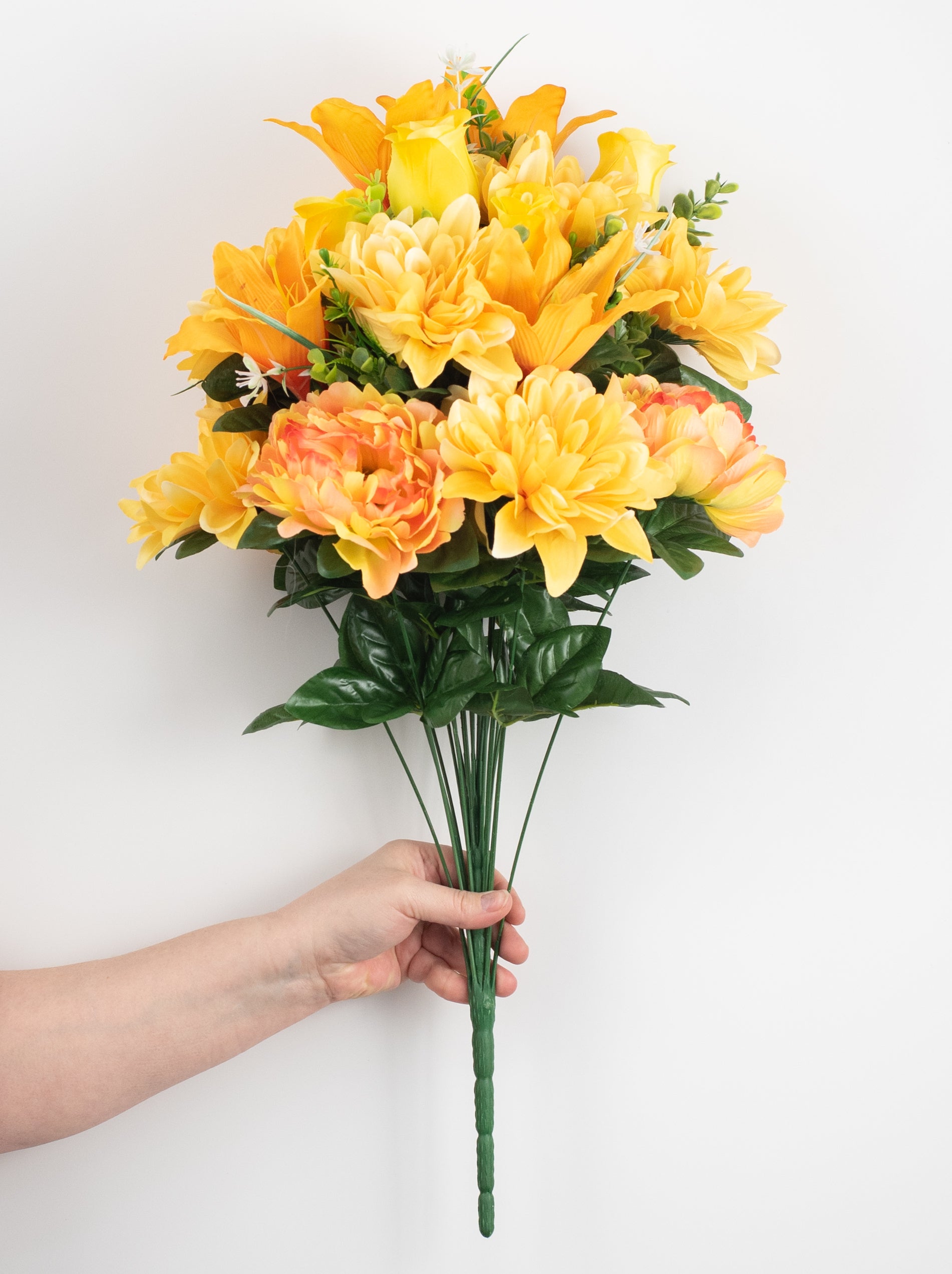 24" Peony, Dahlia, Lily & Rose Bush: Yellow (24) detail photo 3