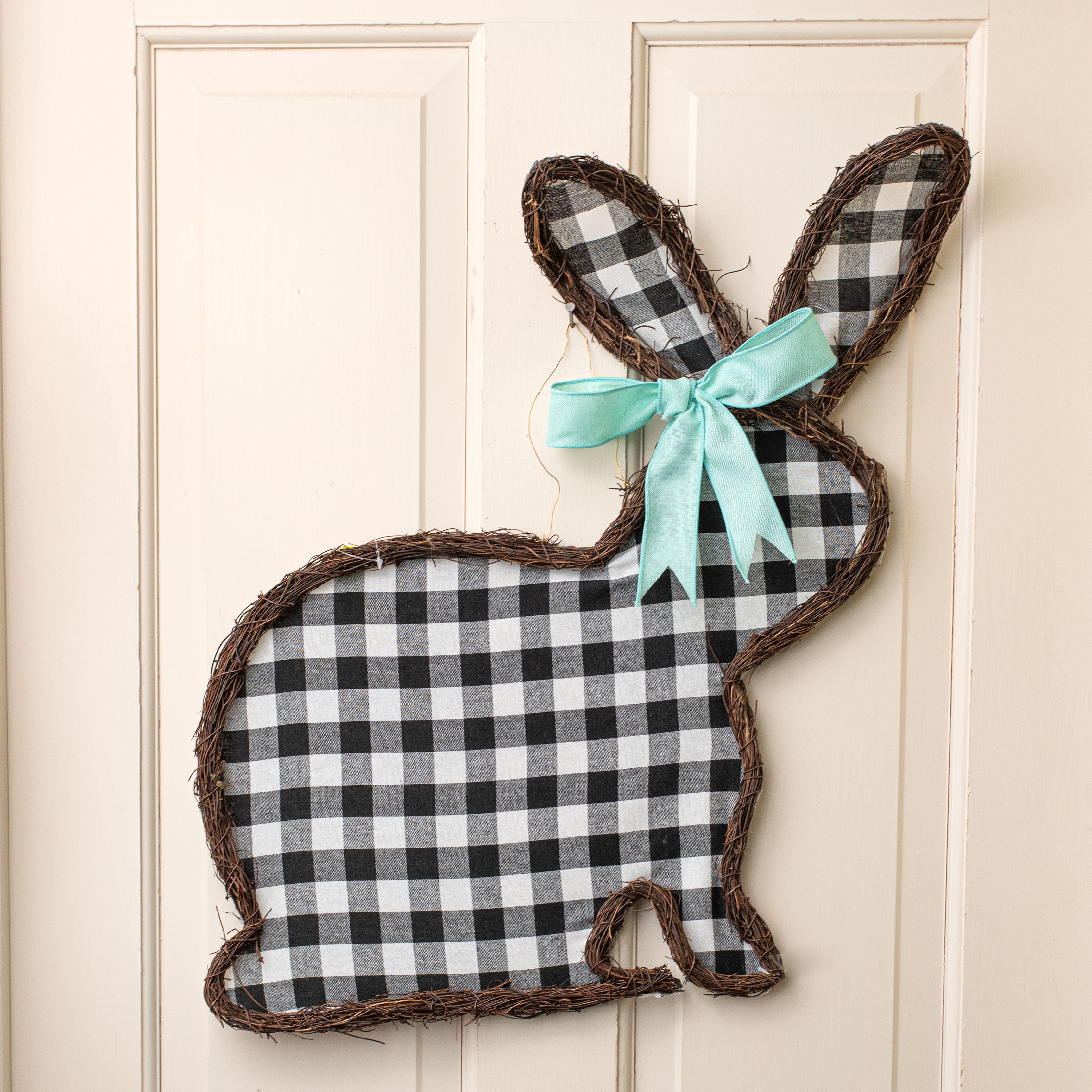 22" Plaid Bunny Grapevine Hanger Lifestyle Photo