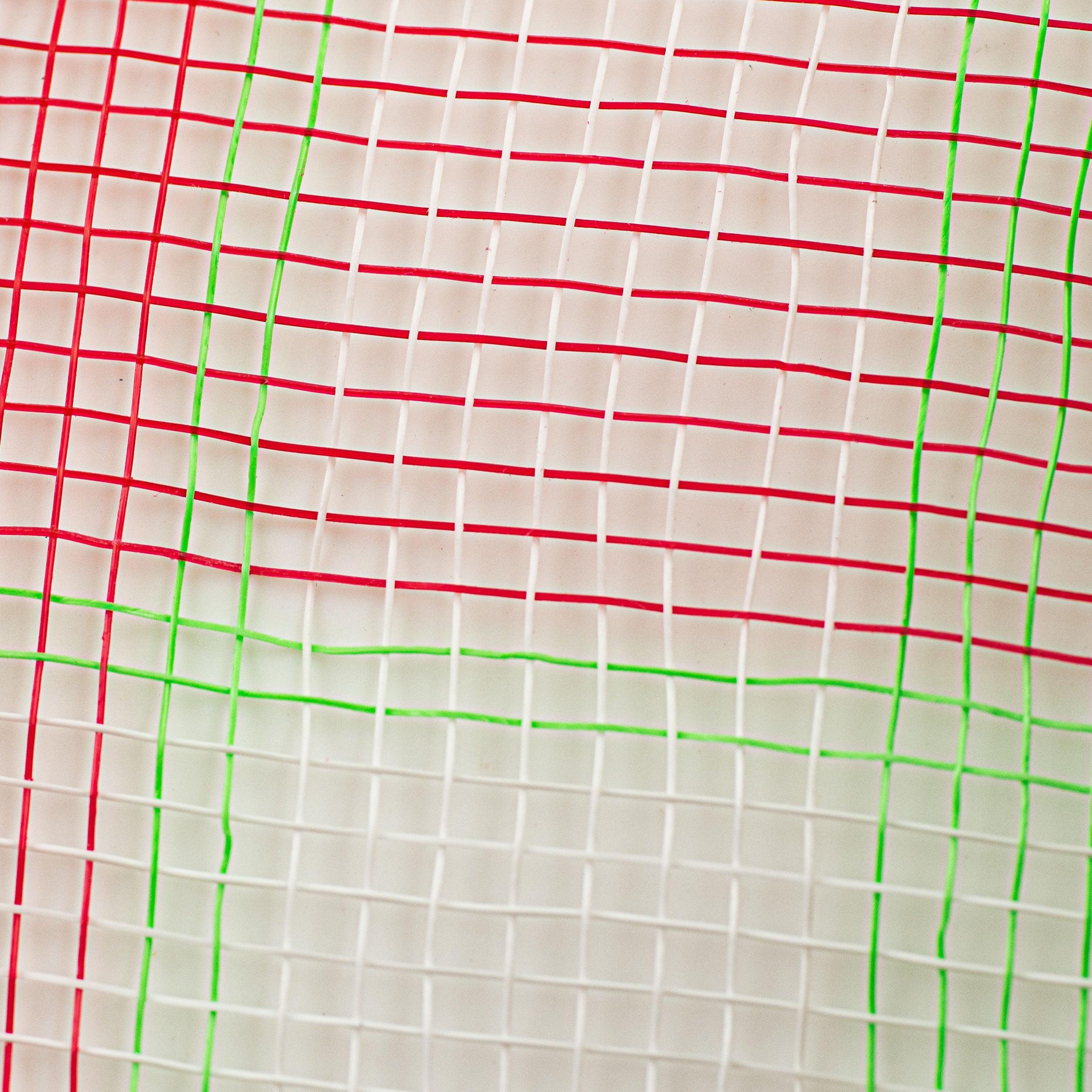 10" Plaid Mesh: Red & Lime Christmas detail photo 3
