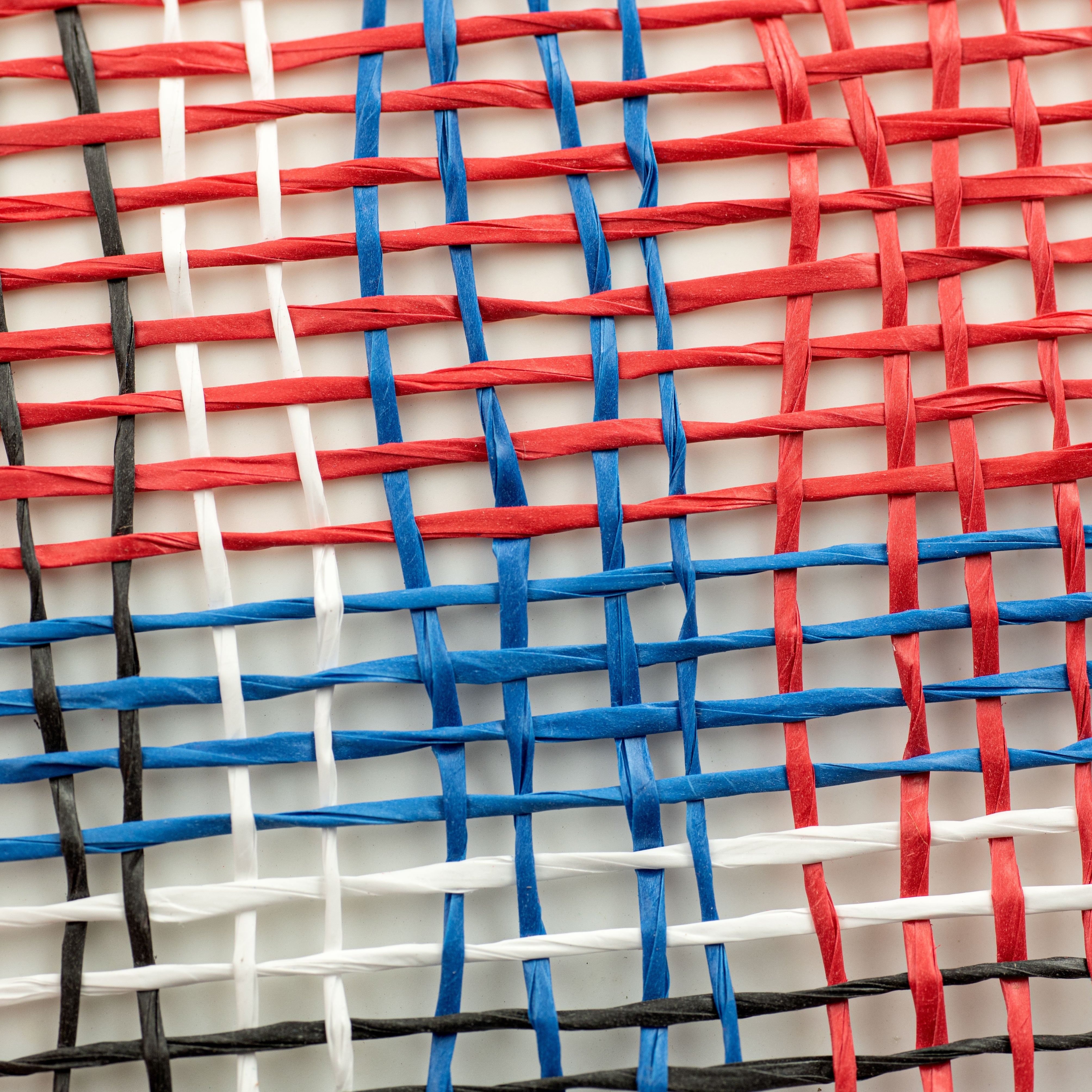 10" Plaid Poly Burlap Mesh: Red, Royal Blue, White, Black detail photo 3