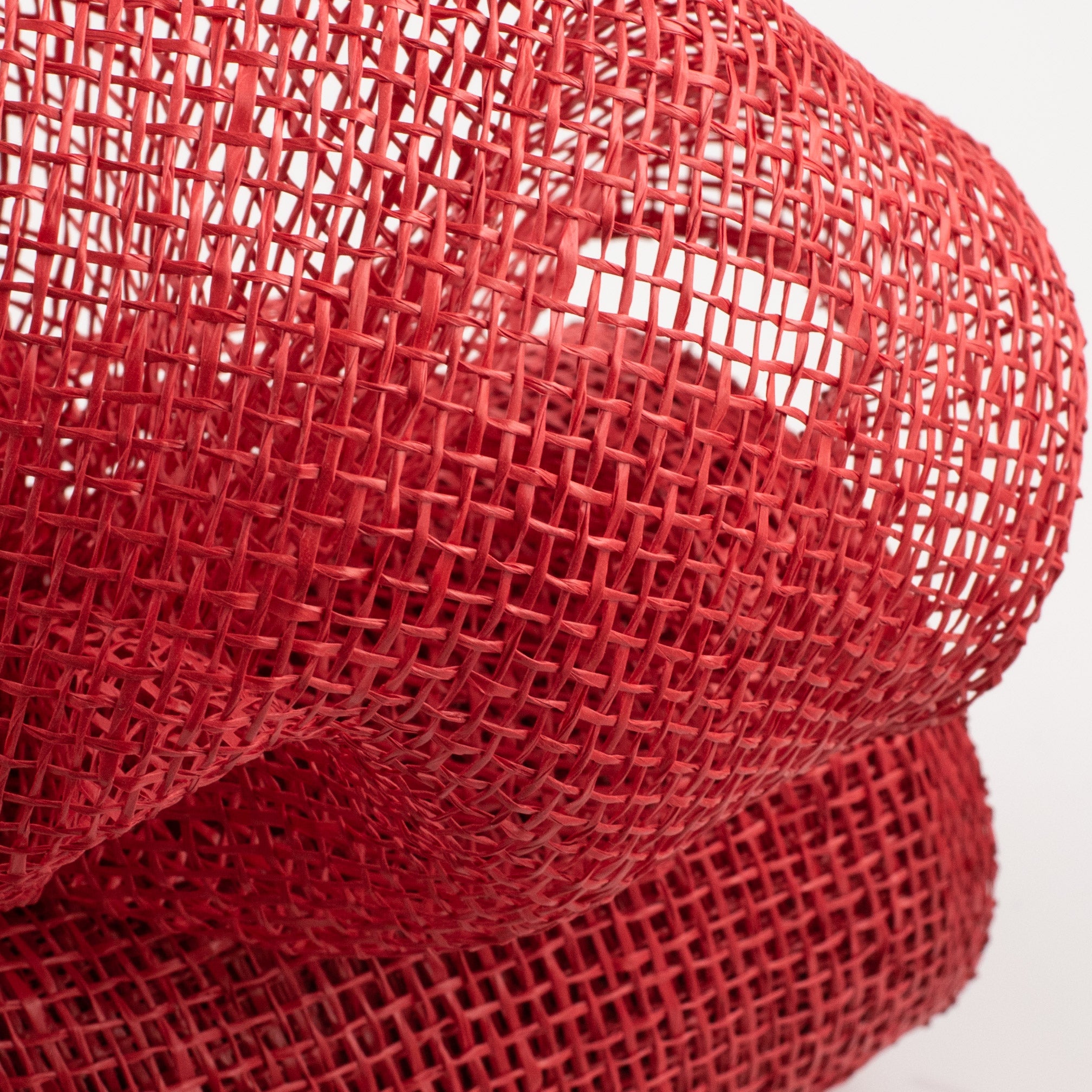 10" Poly Burlap Mesh: Red Lifestyle Photo