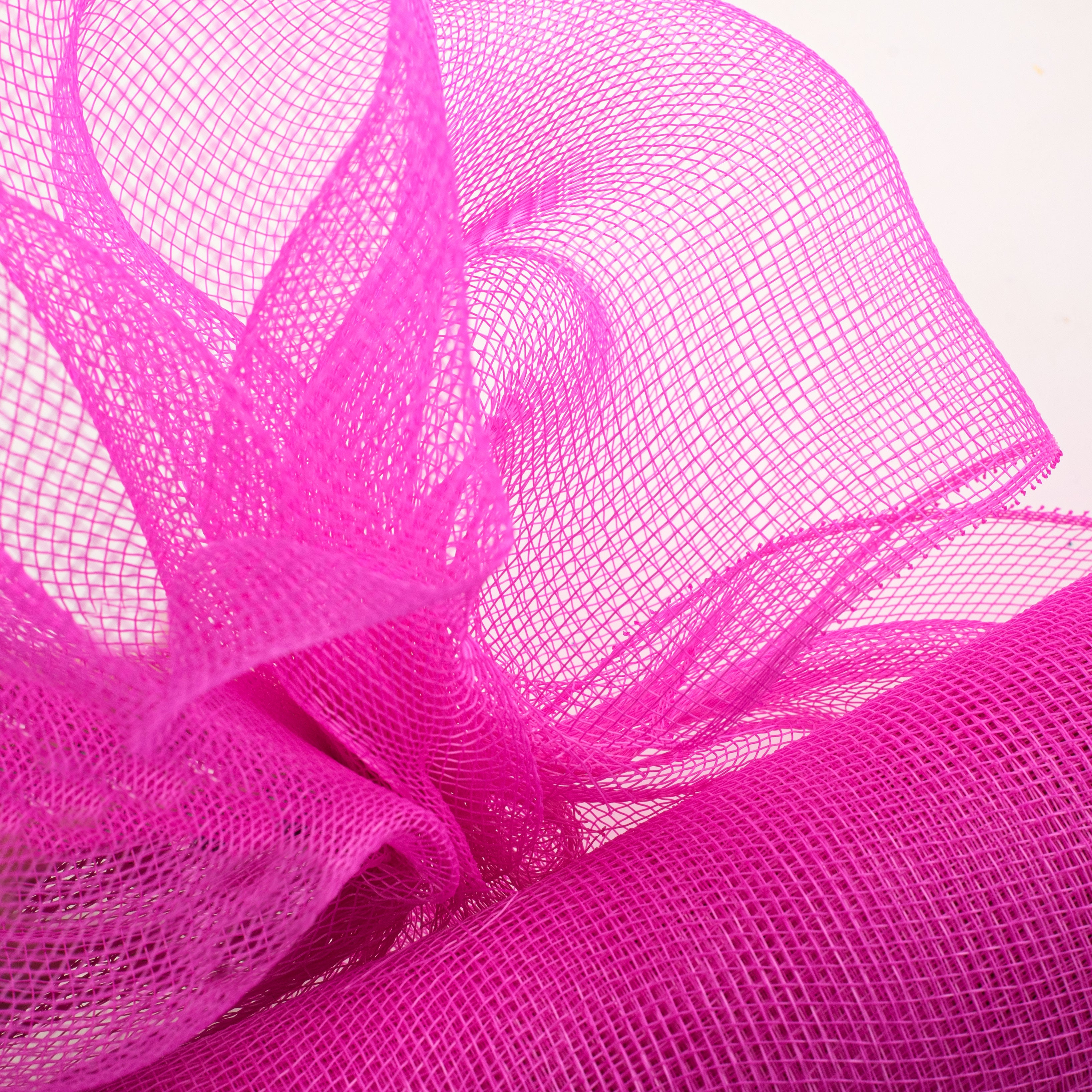 21" Poly Deco Mesh: Hot Pink Lifestyle Photo