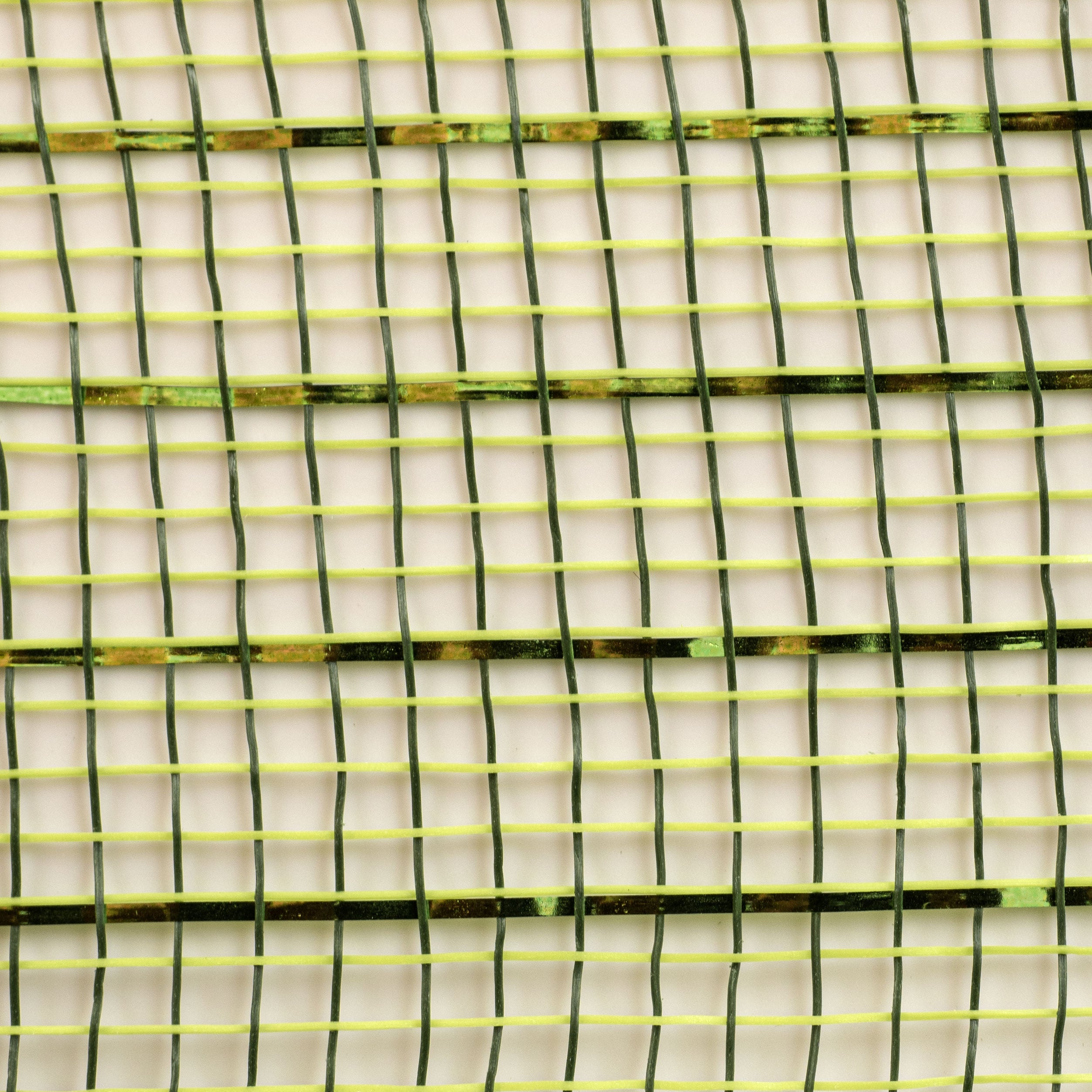 21" Poly Deco Mesh: Metallic Apple & Moss detail photo 3