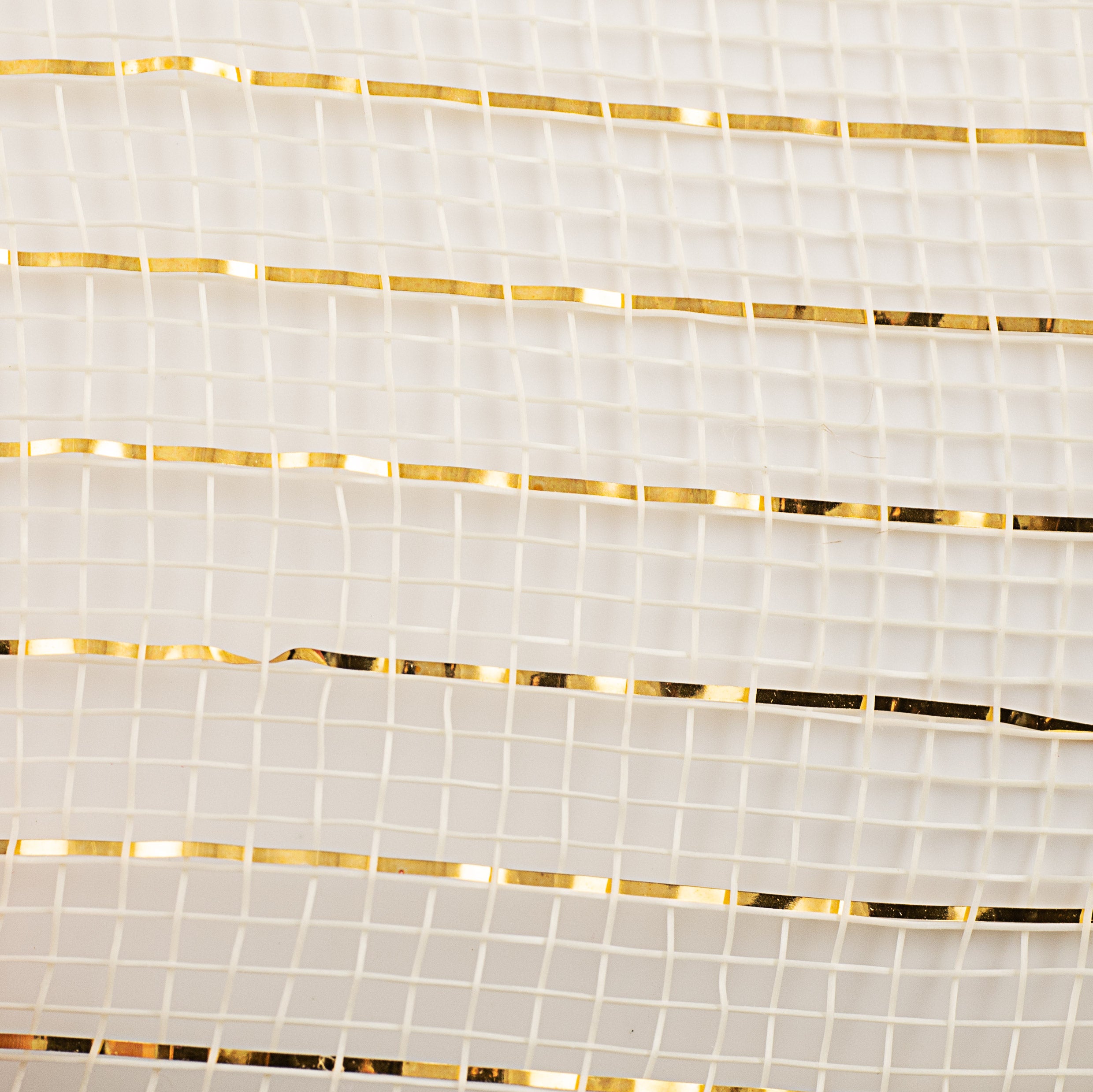10" Poly Deco Mesh: Metallic Cream/Gold detail photo 3