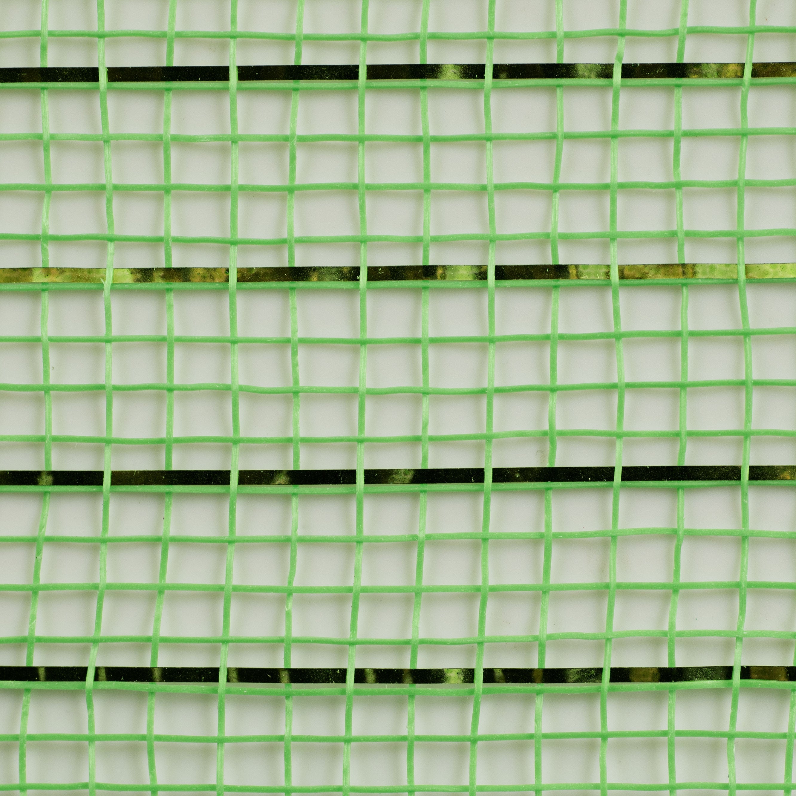 21" Poly Deco Mesh: Metallic Lime Green detail photo 3
