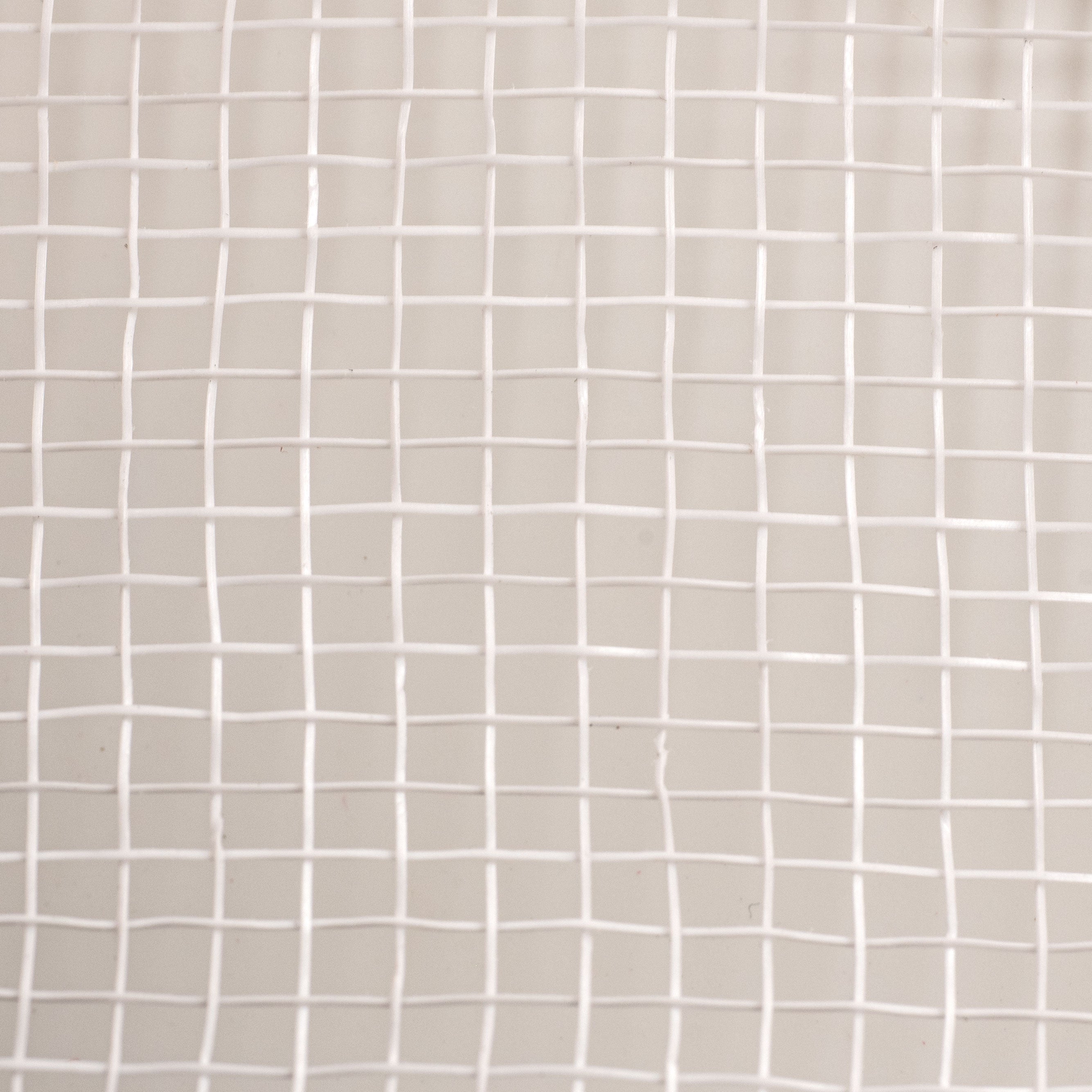 21" Poly Deco Mesh: White detail photo 3