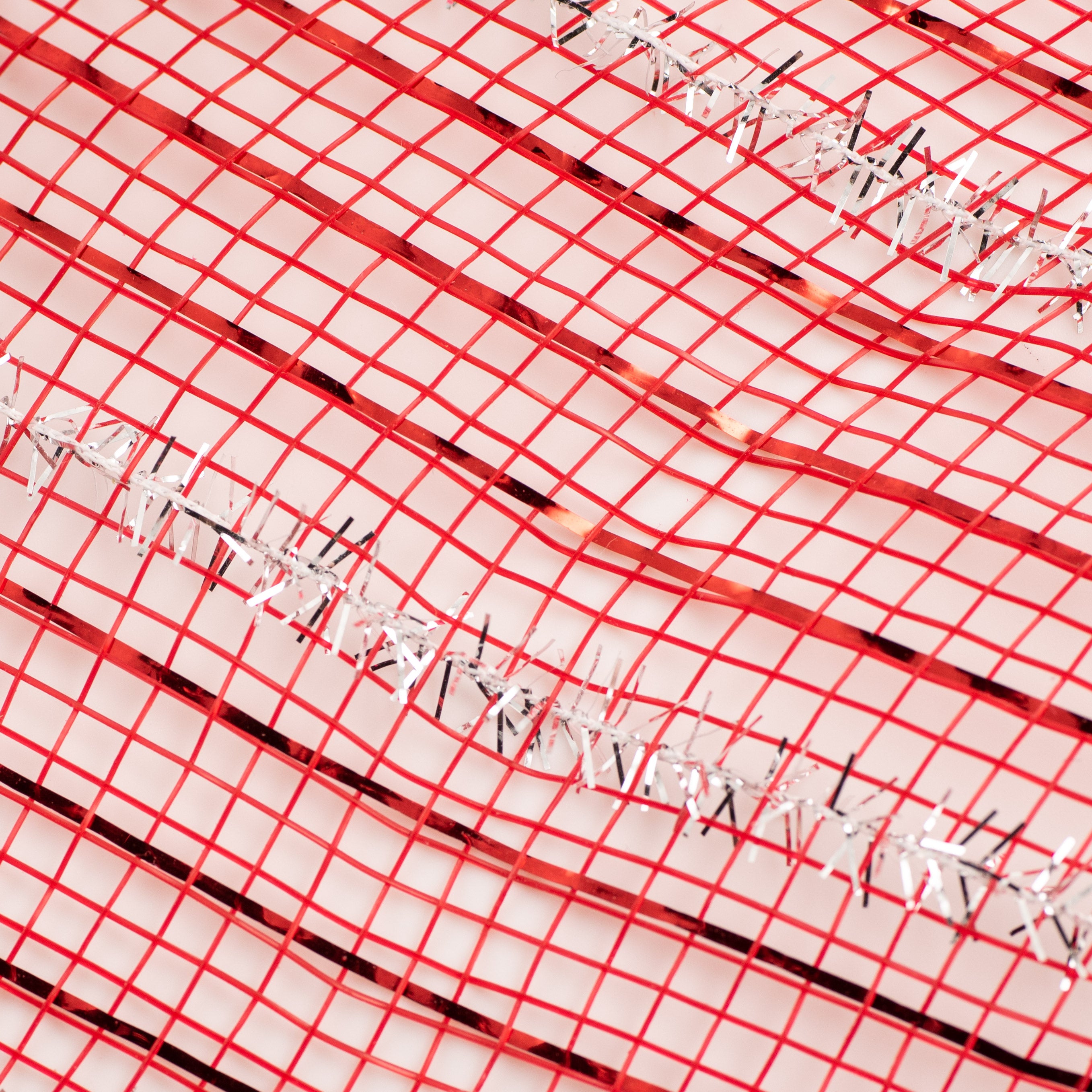 10" Poly Deco Tinsel Mesh: Red & Silver (10 Yards) detail photo 3