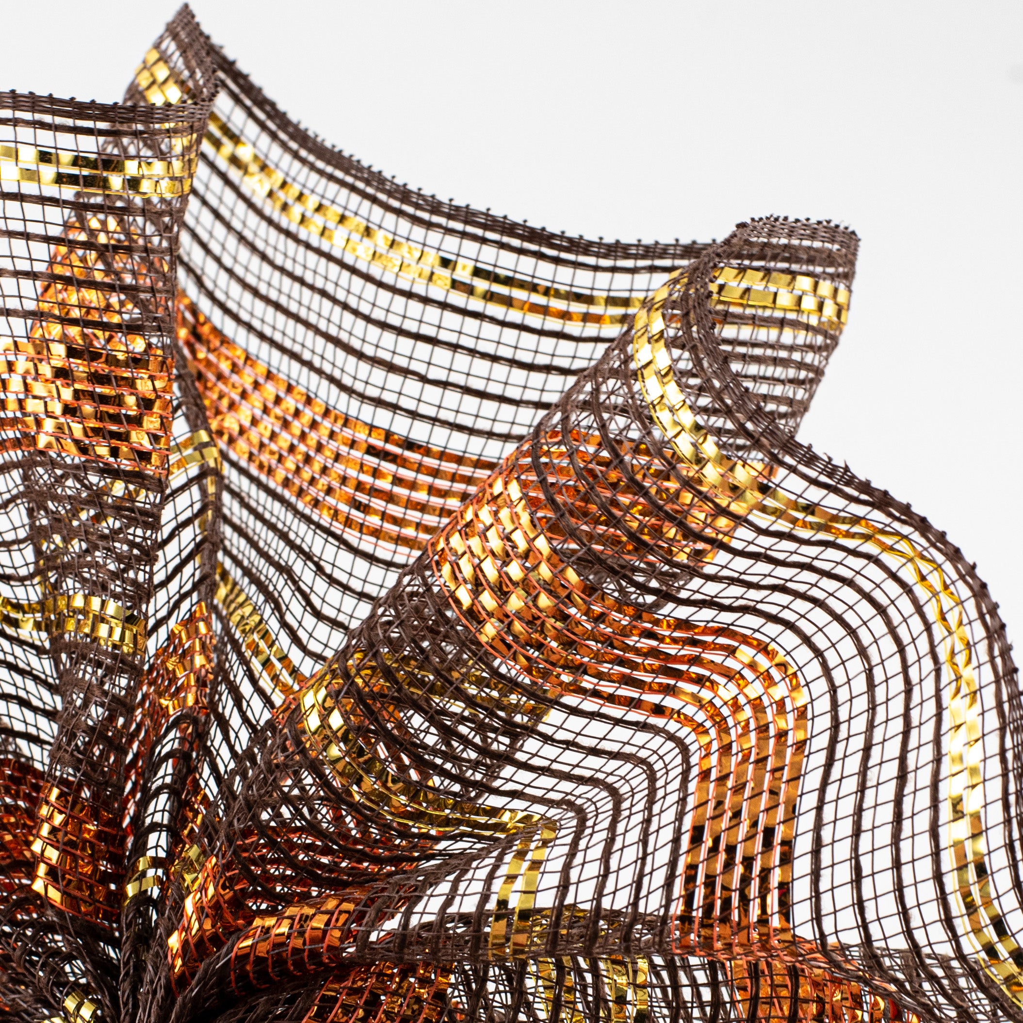 10" Poly Faux Jute Metallic Mesh: Brown, Orange, Gold Lifestyle Photo
