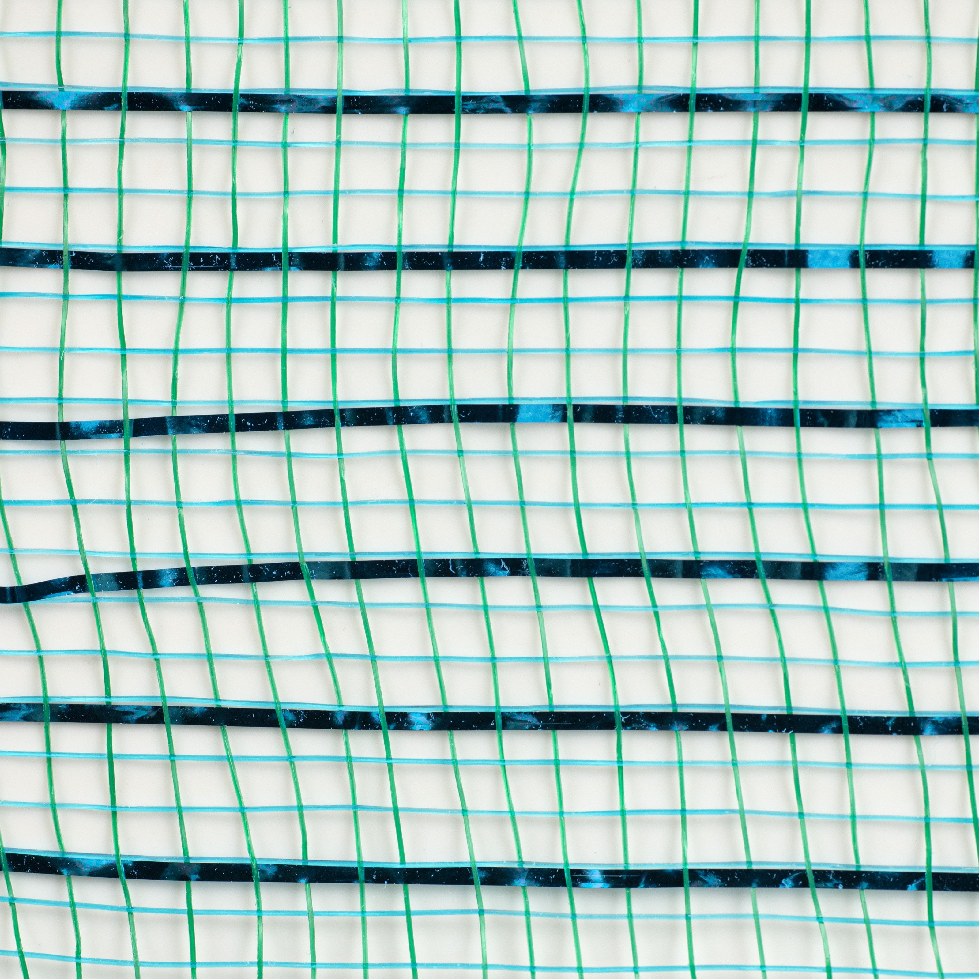 21" Poly Mesh Roll: Metallic Peacock (10 Yards) detail photo 3