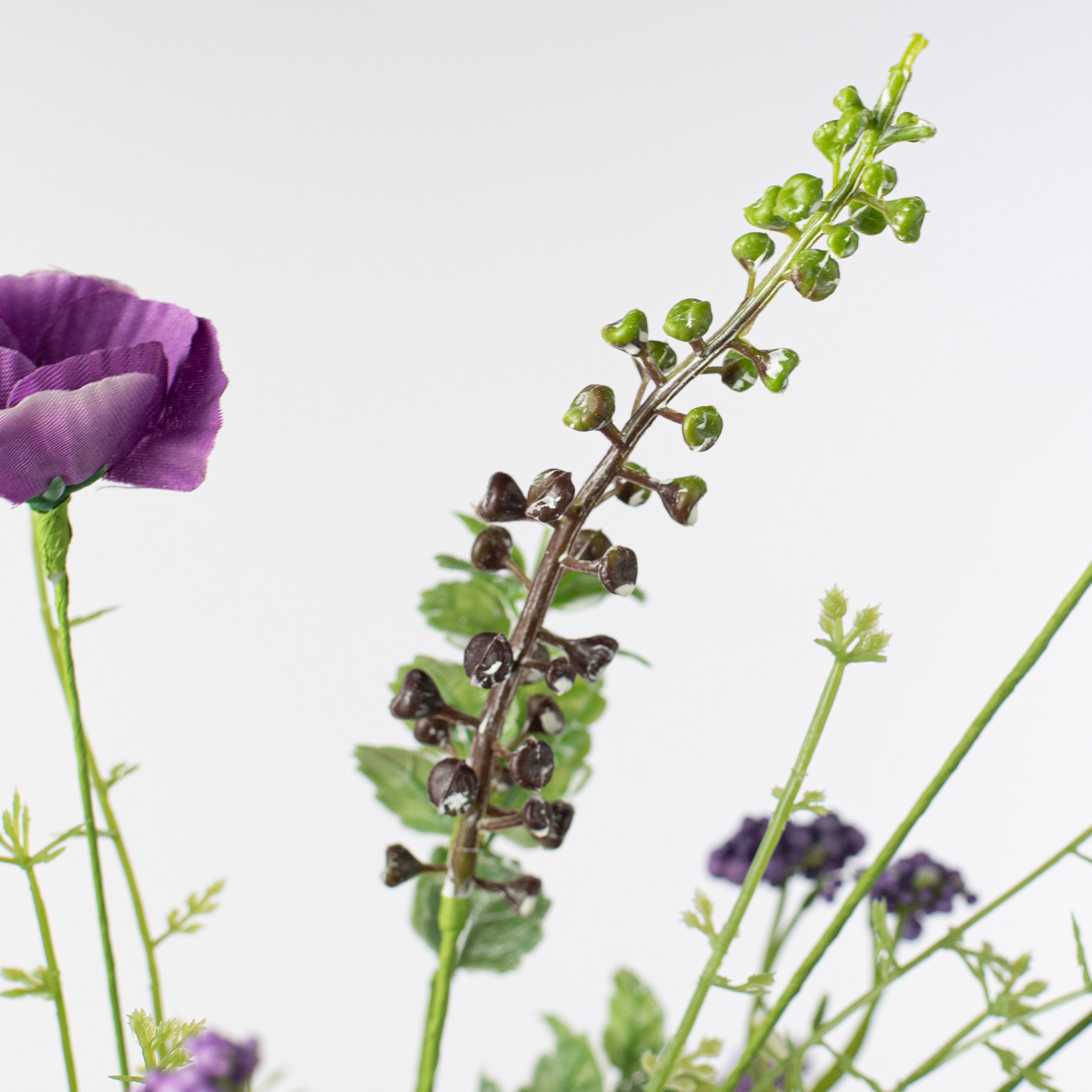 21" Poppy Flower Spray: Purple detail photo 5