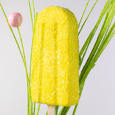 30" Popsicle Spray: Yellow Lifestyle Photo
