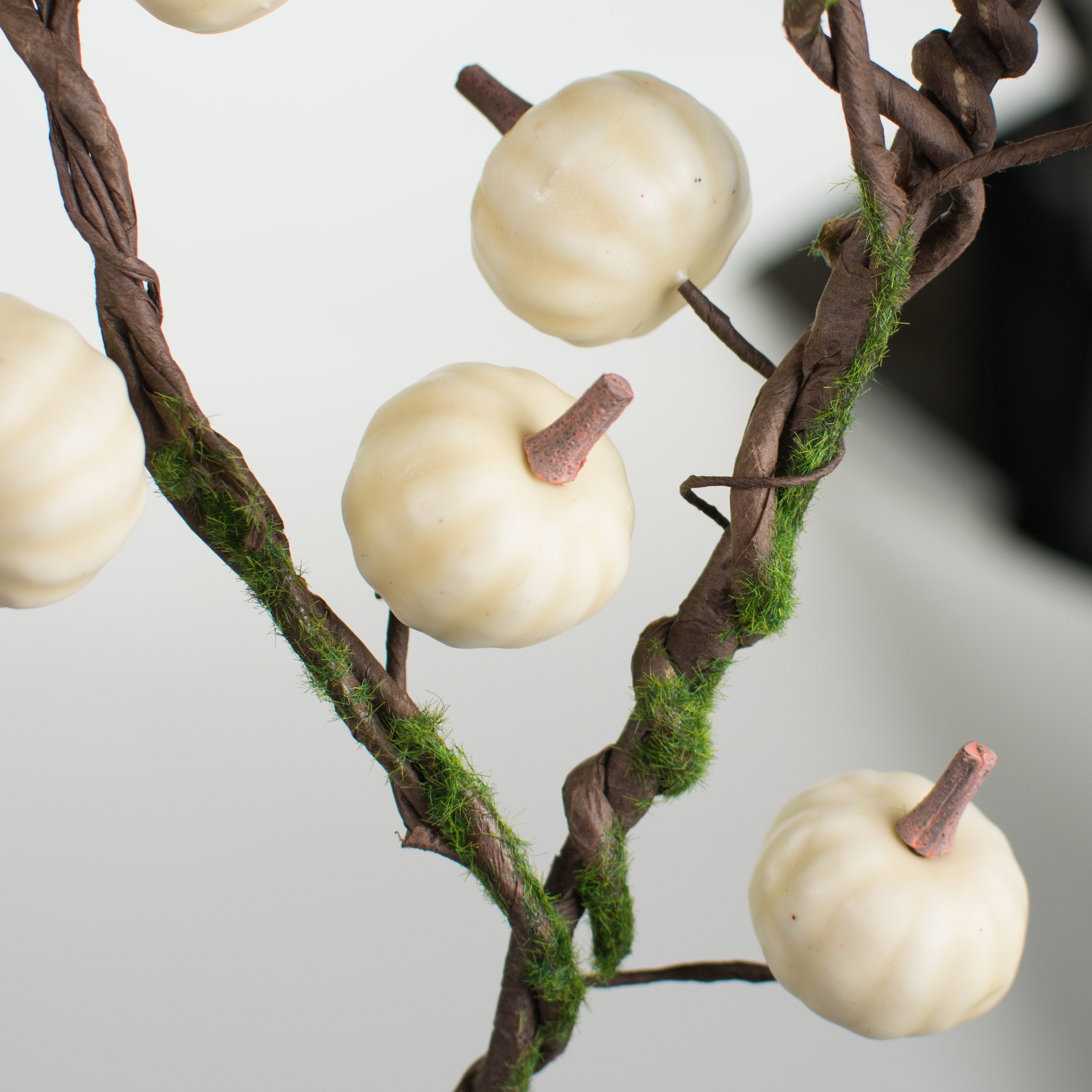 29" Pumpkin Branch Spray: Cream detail photo 3