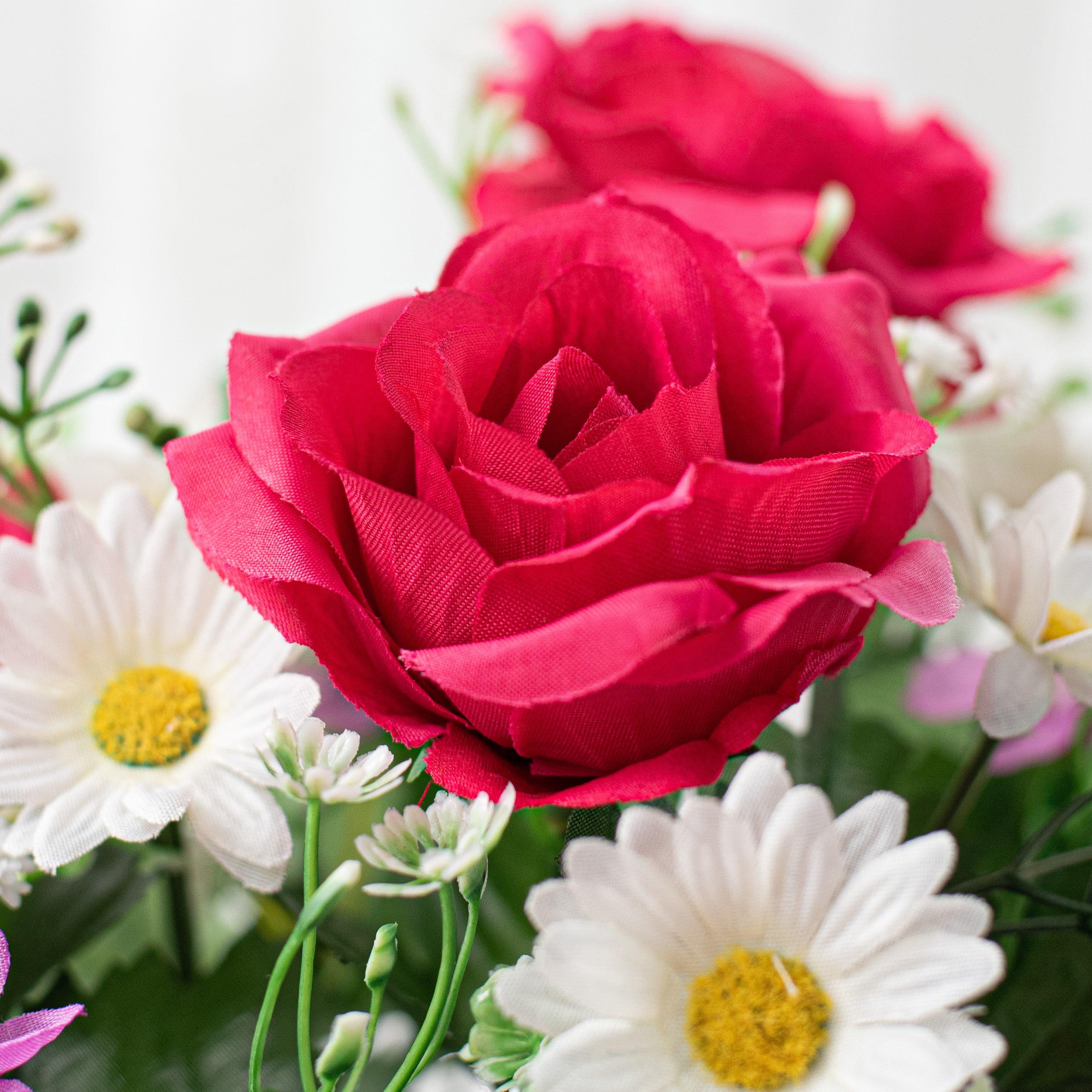 18" Rose & Daisy Bush: Lavender & Fuchsia Lifestyle Photo