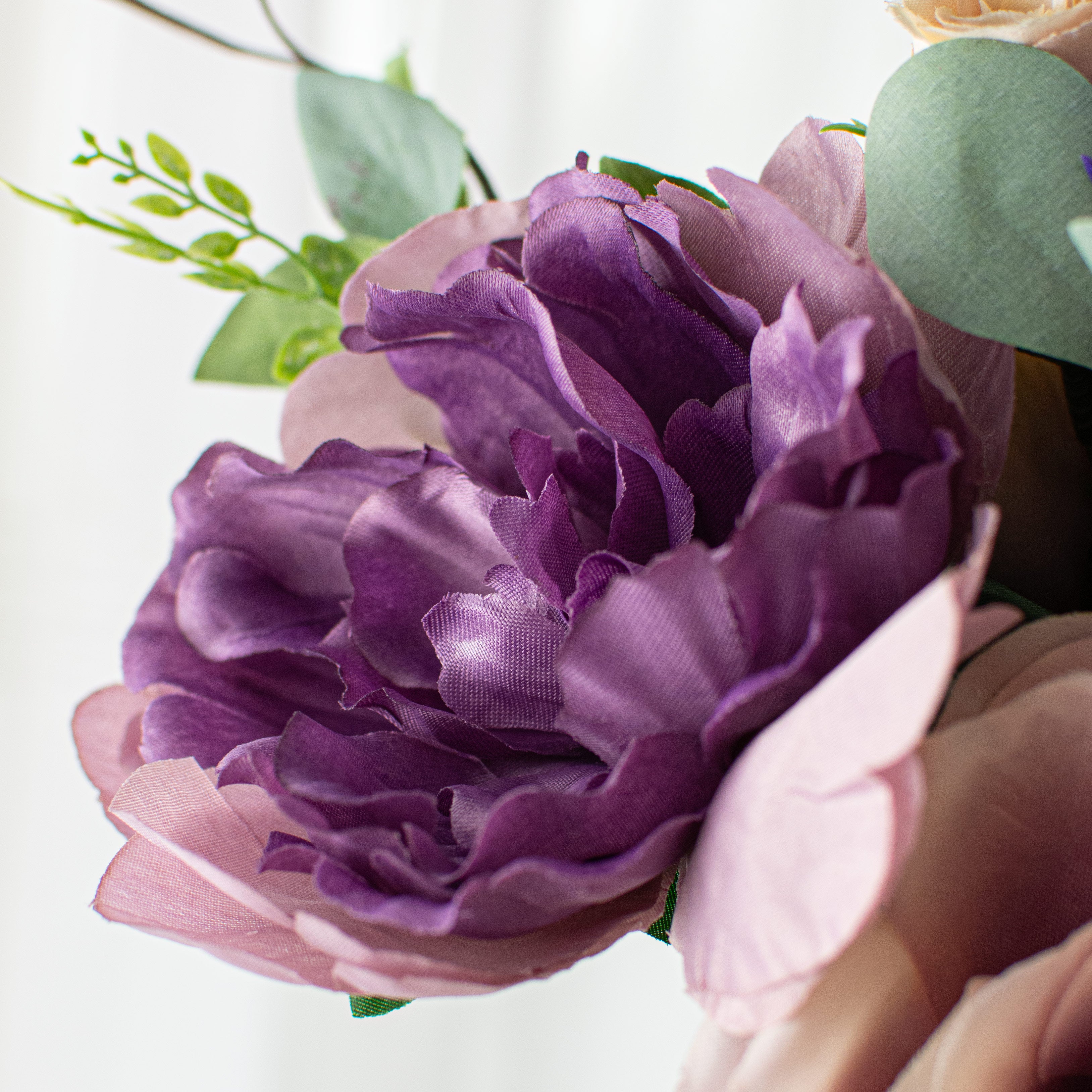 17" Rose, Peony, Lavender Bush: Purple Lifestyle Photo
