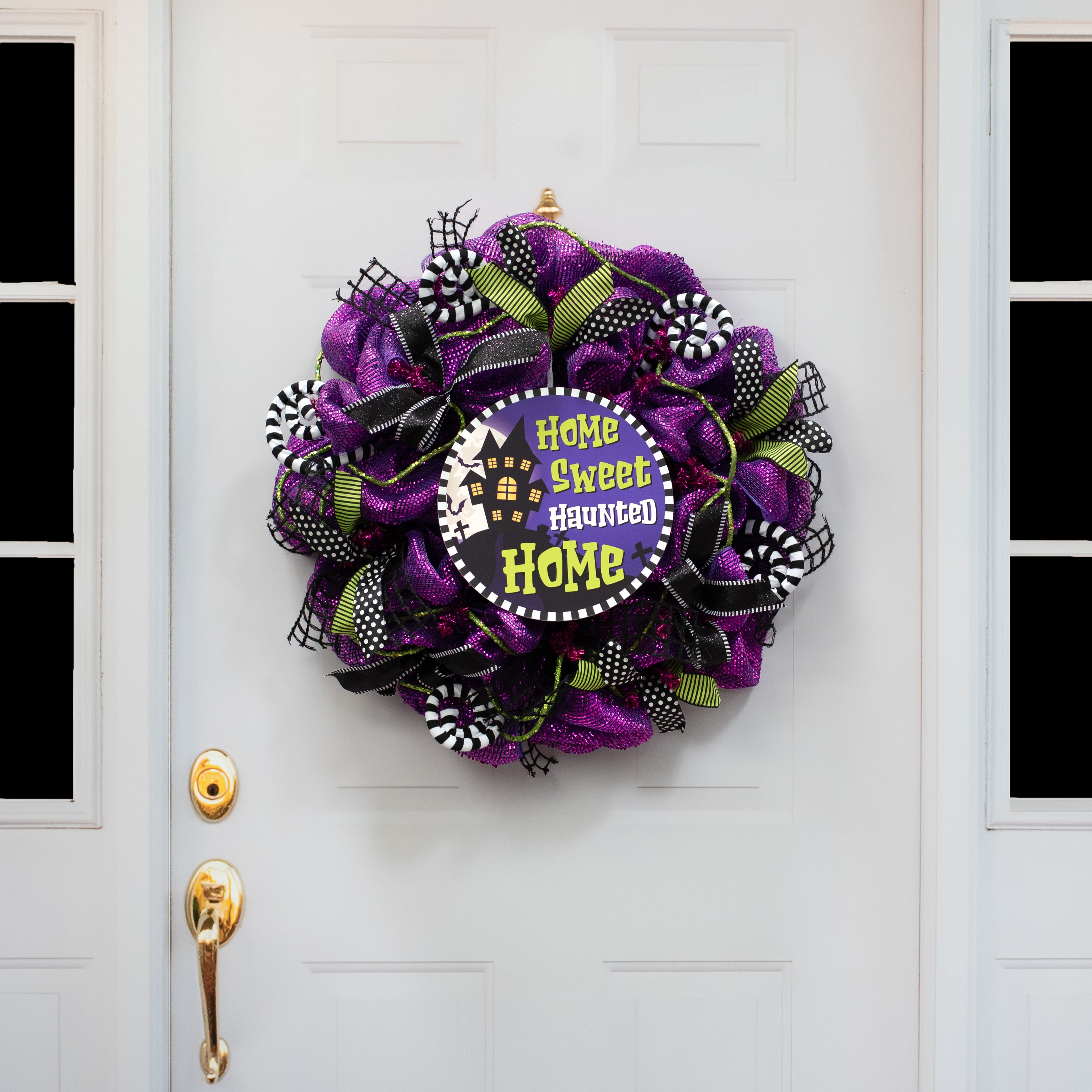 10.5" Round Waterproof Accent Sign: Home Sweet Haunted Home detail photo 4
