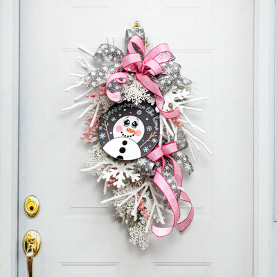 9.4" Round Waterproof Sign: Snowplace Like Home Lifestyle Photo