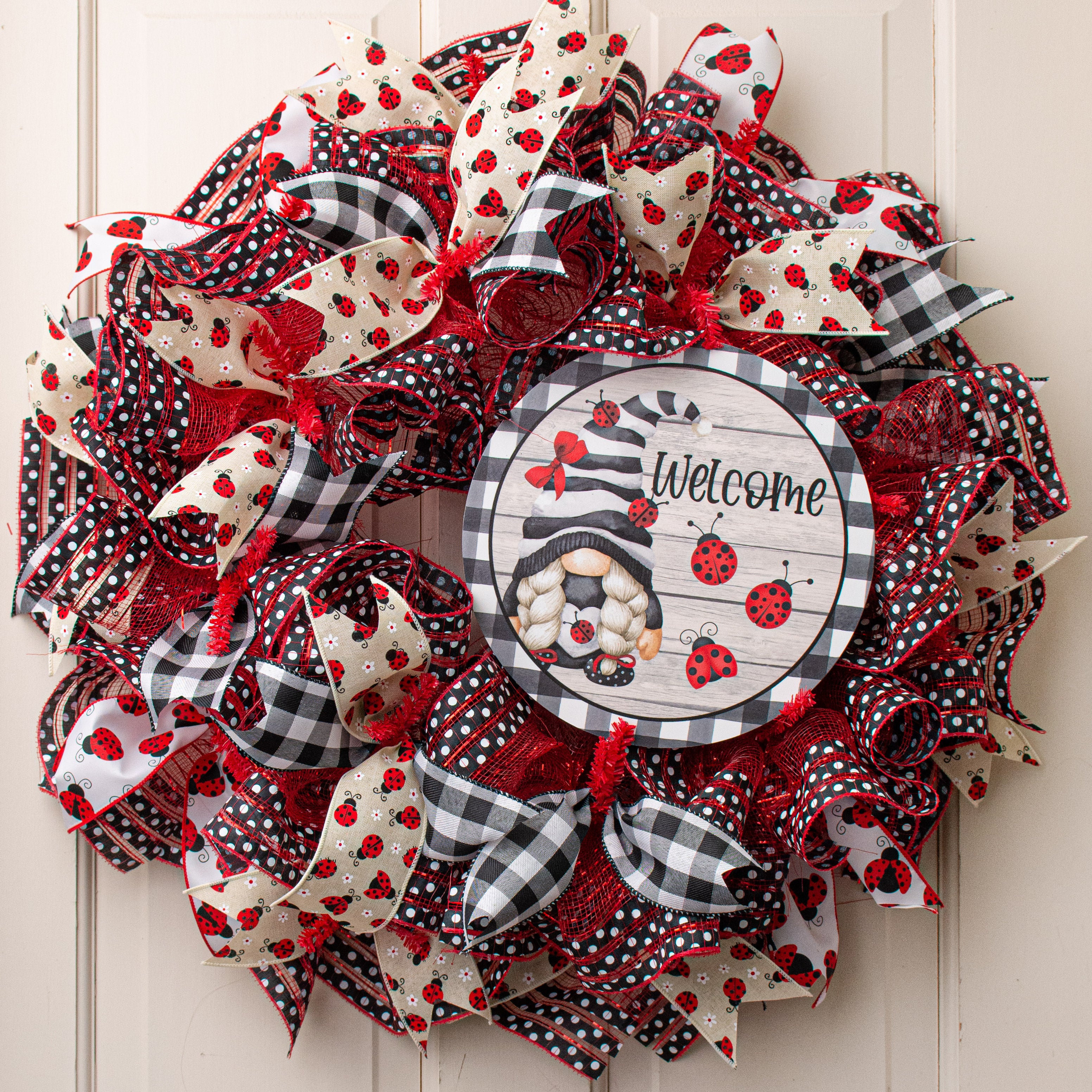 9.4" Round Waterproof Sign: Welcome Ladybug Gnome Lifestyle Photo