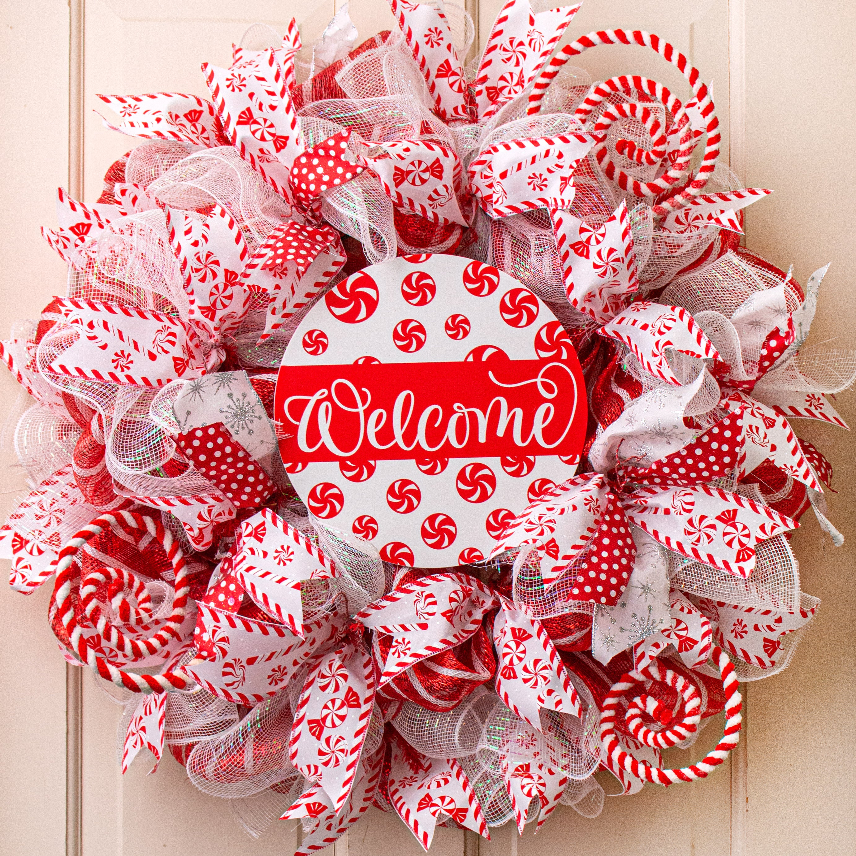 9.4" Round Waterproof Sign: Welcome Peppermints (No Holes) Lifestyle Photo