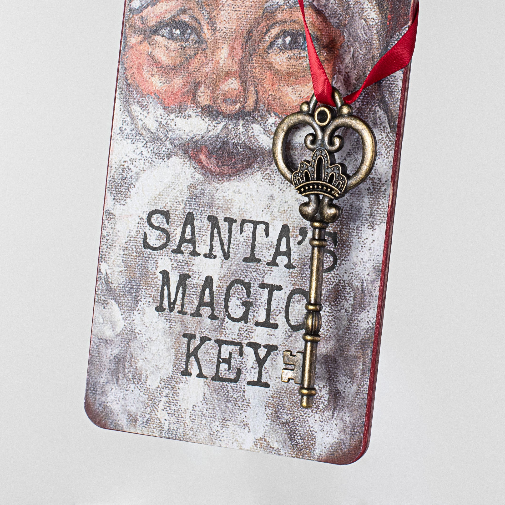 6" Santa's Magic Key Ornament detail photo 4