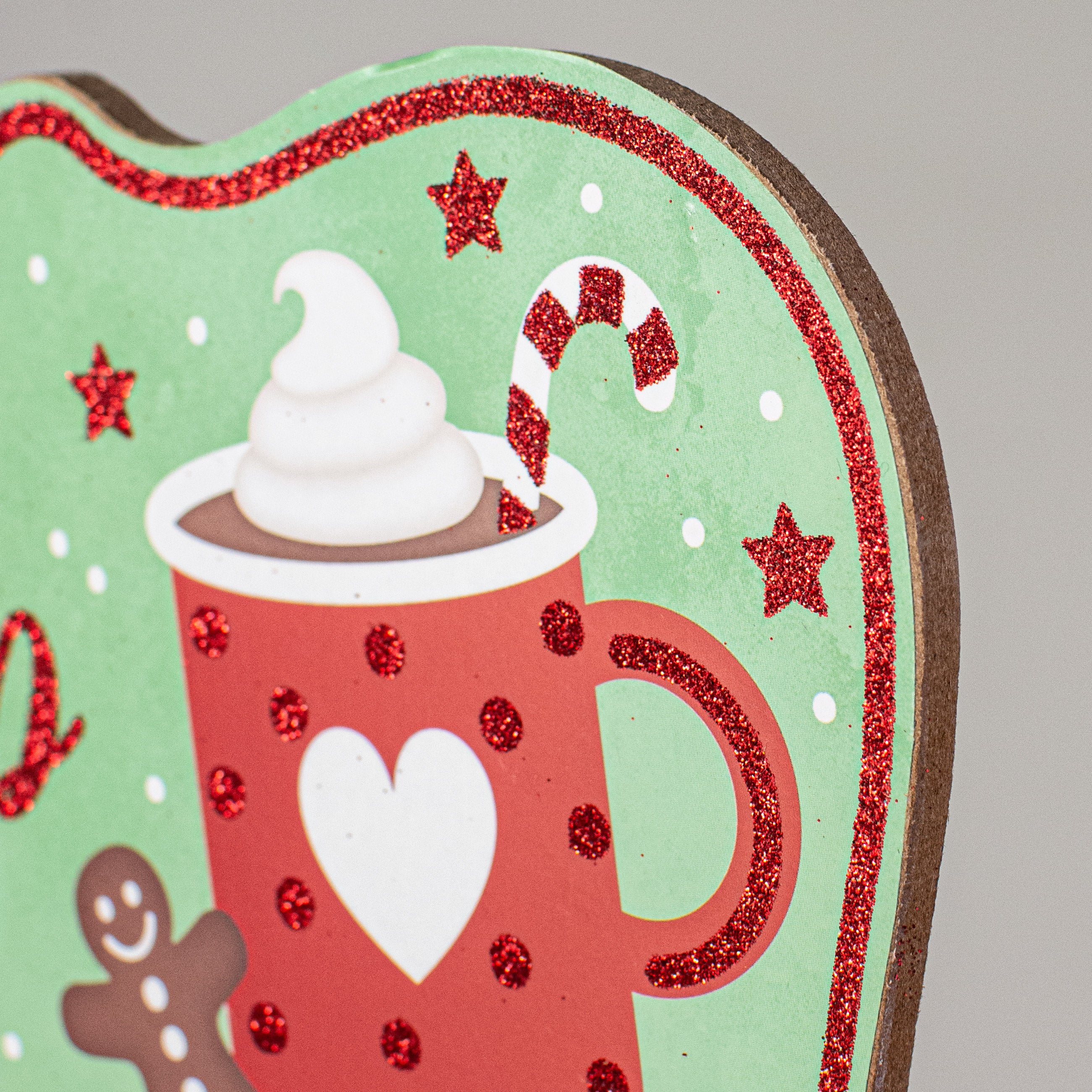 10" Scalloped Wooden Sign: Sage Green Christmas Cheer Cocoa detail photo 3