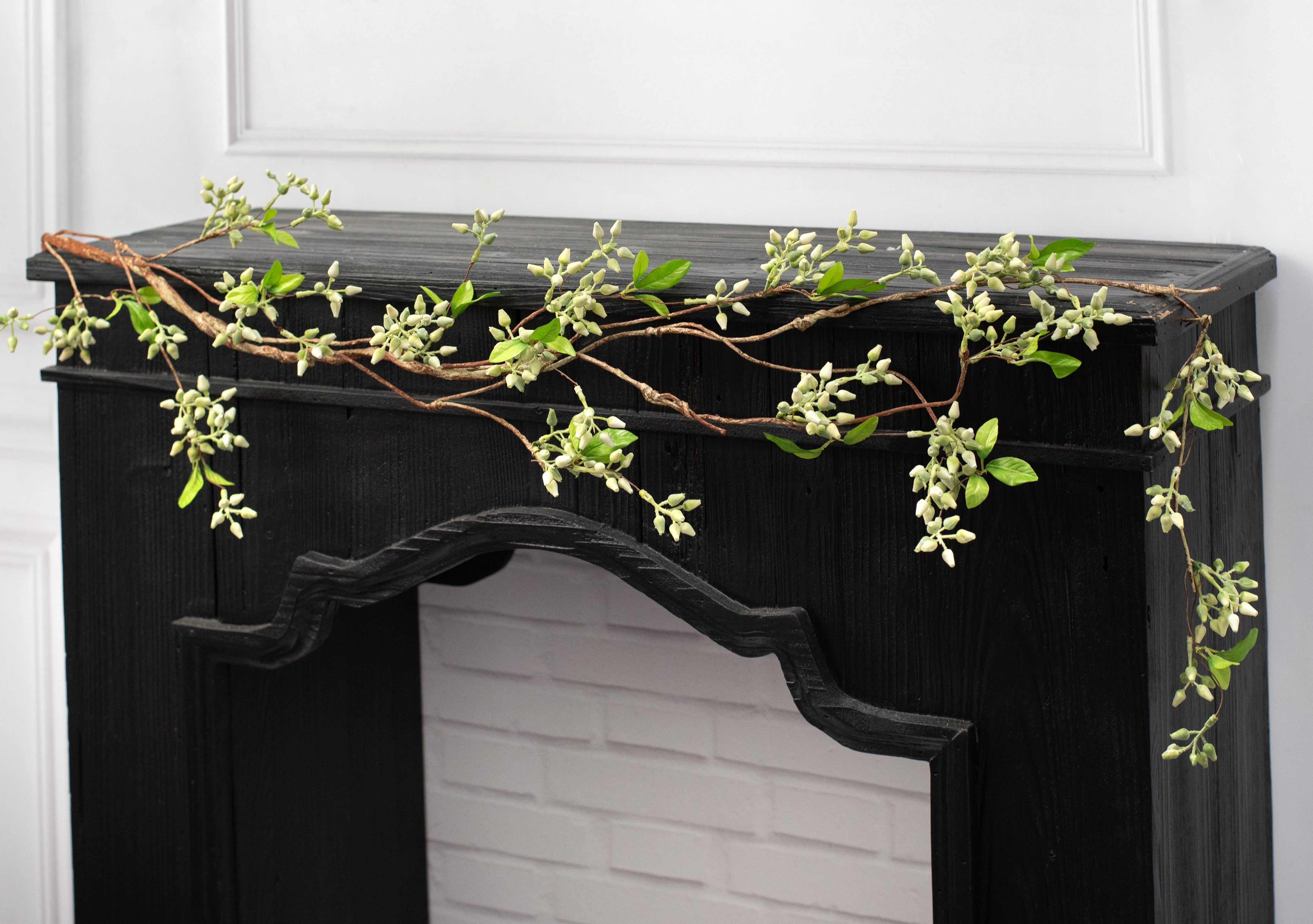 62" Seeded Berry Vine Garland: Light Green Lifestyle Photo