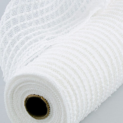 21" Snowdrift Deco Mesh: White (10 Yards) Lifestyle Photo