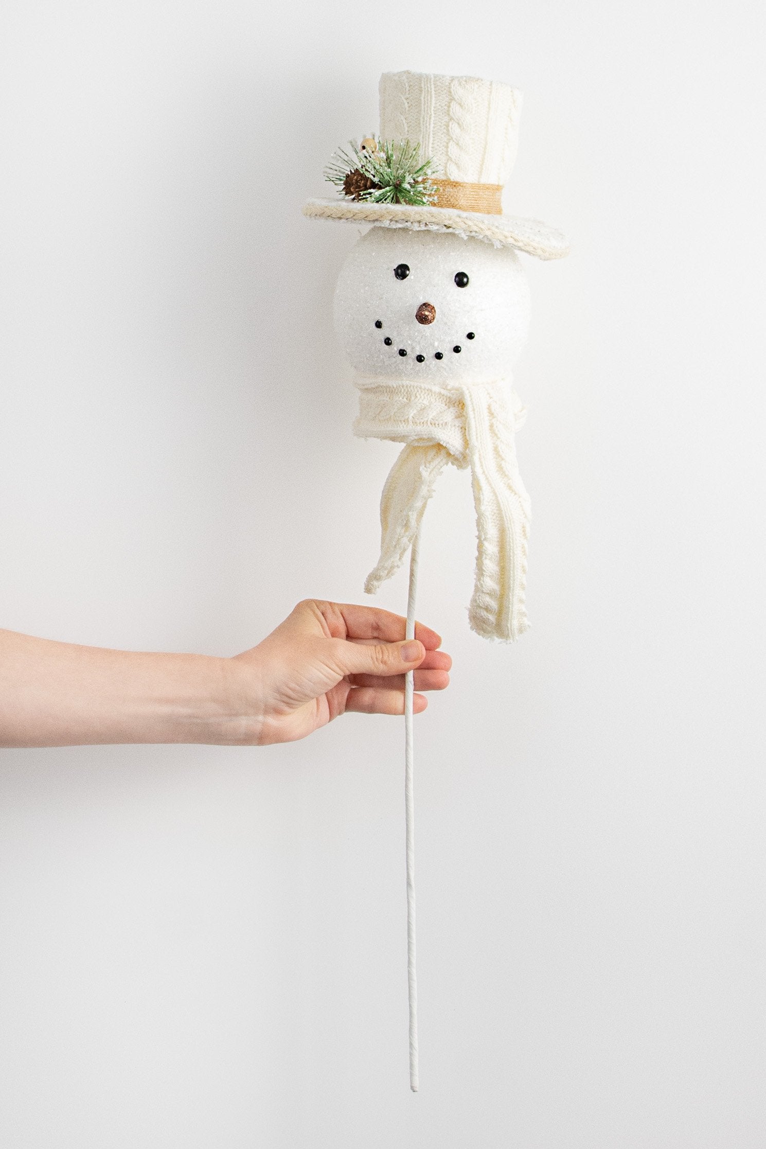 23" Snowman Head Cable Sweater Spray detail photo 3
