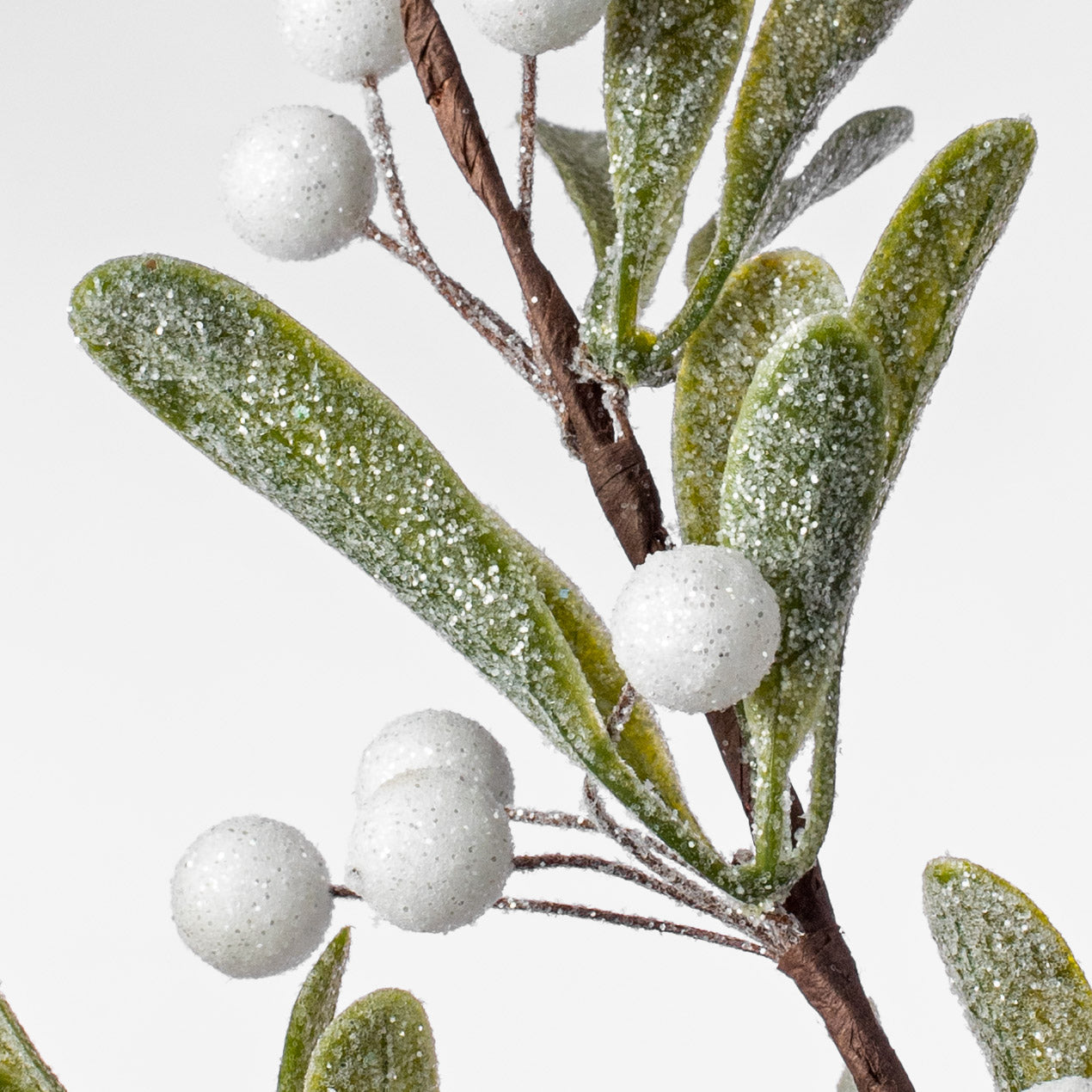 24" Snowy Glittered Mistletoe Spray detail photo 4