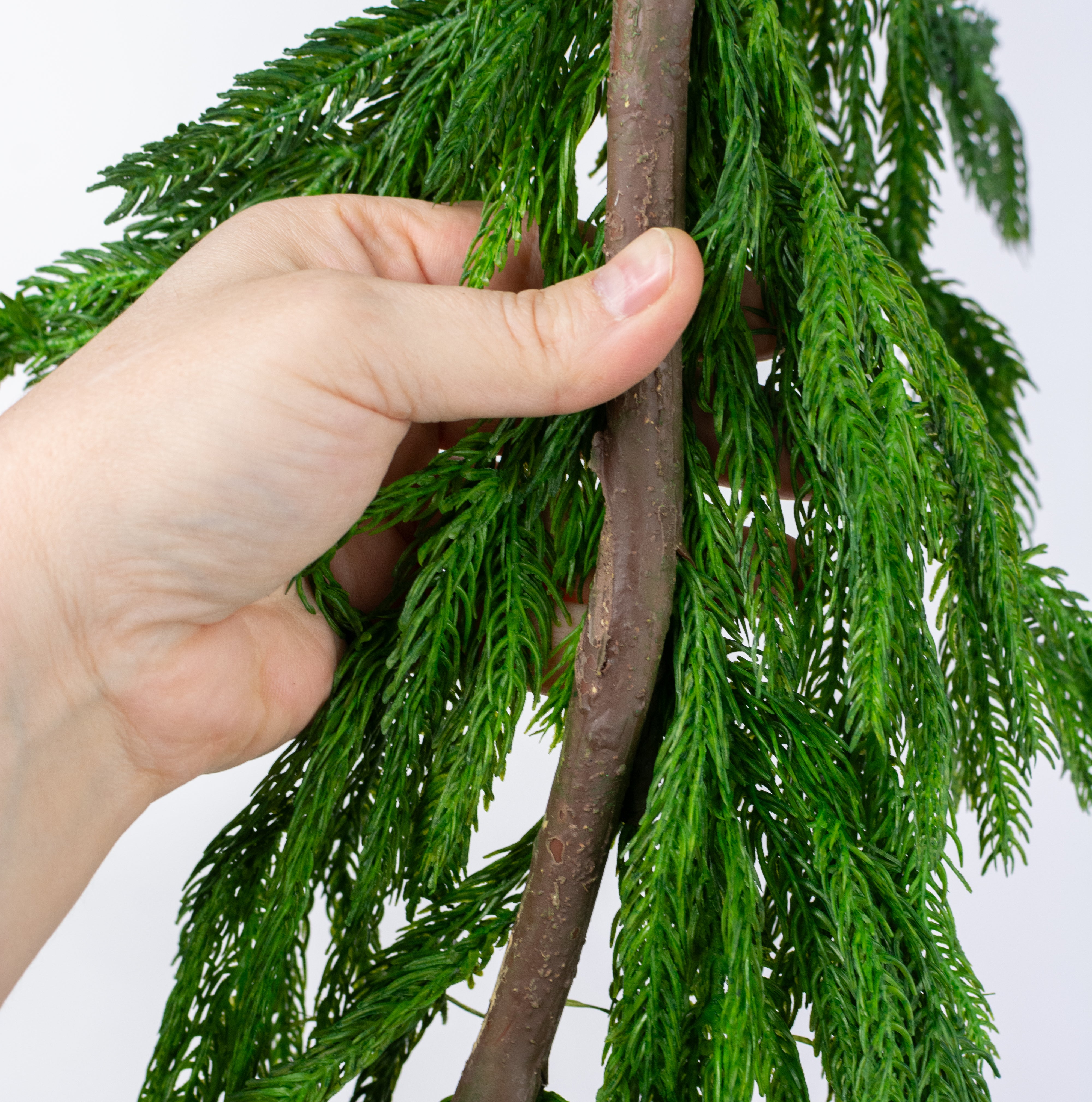 18' Soft Touch Fir Pine Garland detail photo 4