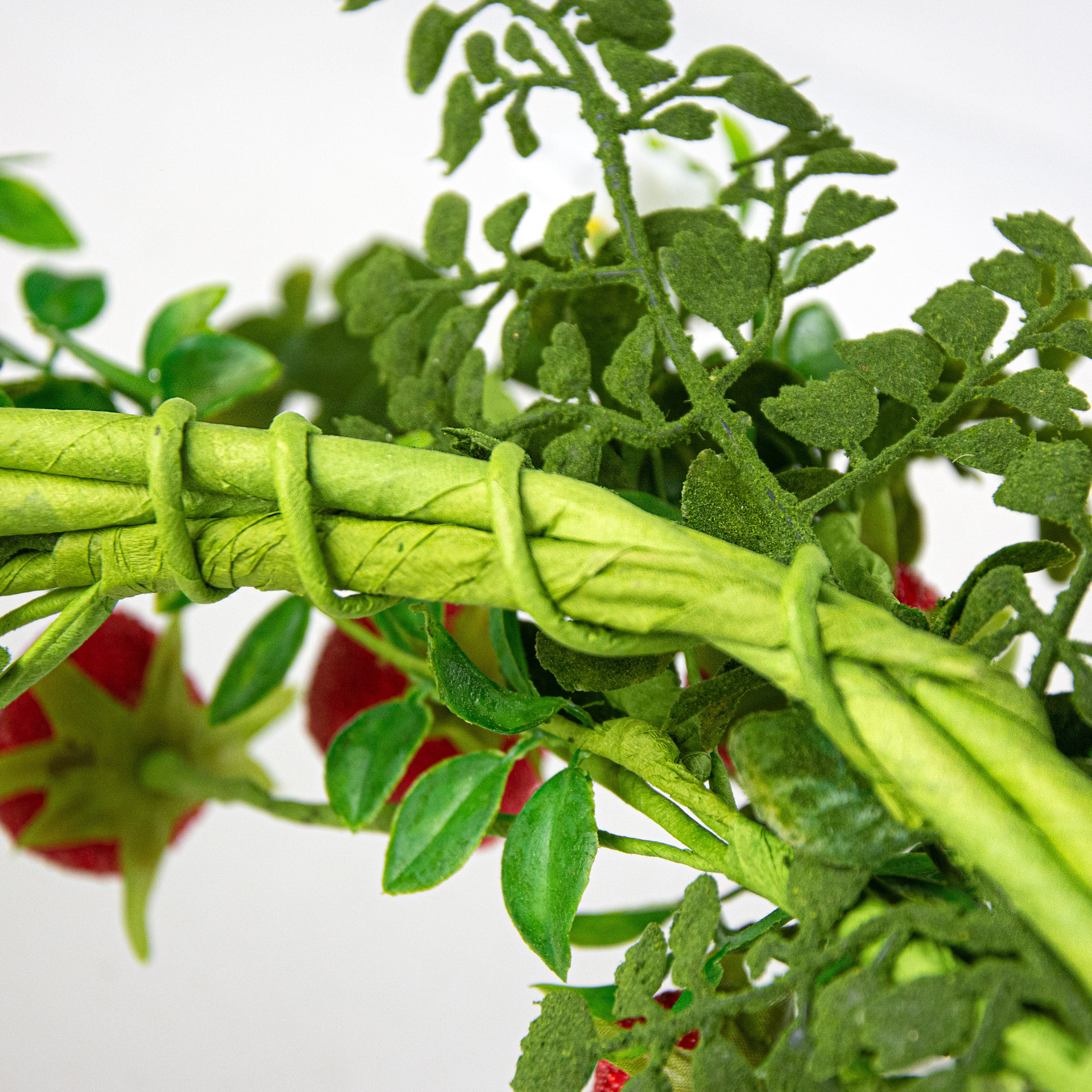 22" Strawberry & Fern Wreath detail photo 4