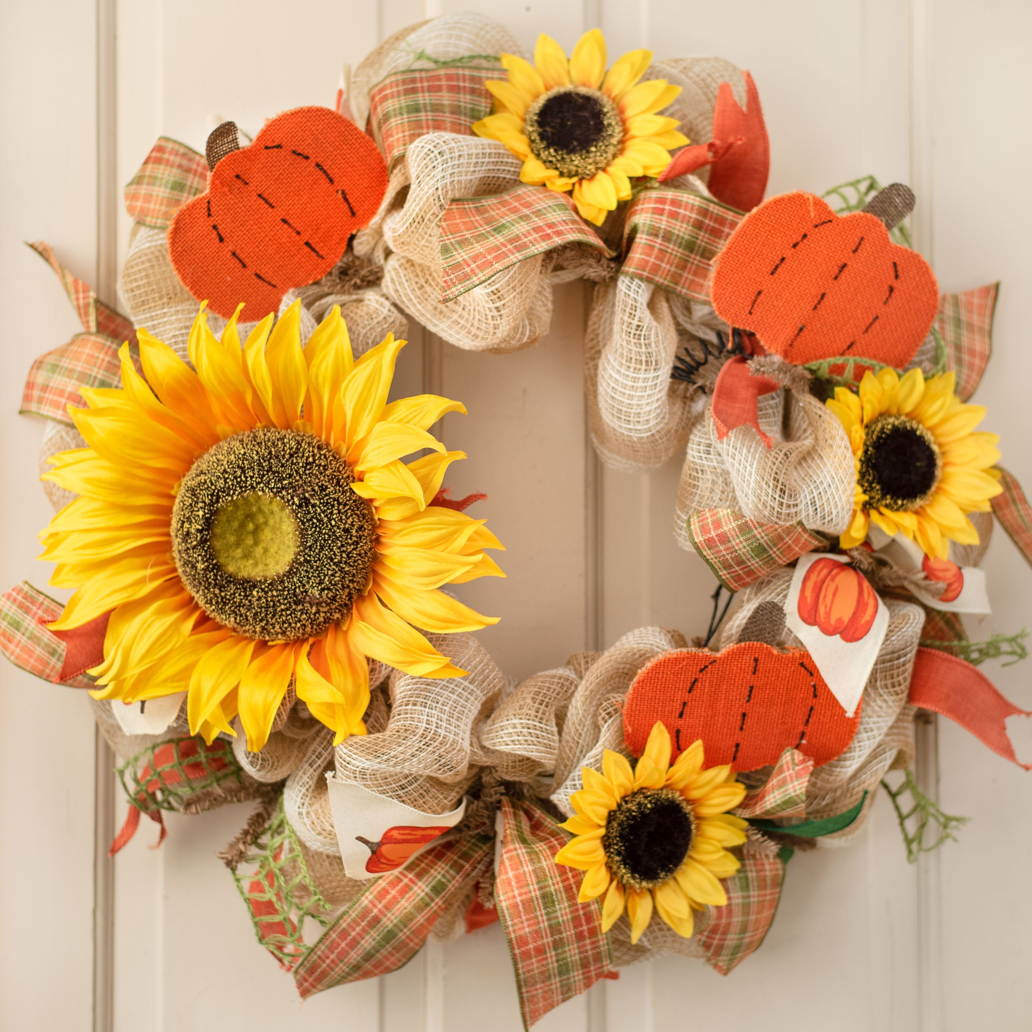 11" Sunflower Head detail photo 4