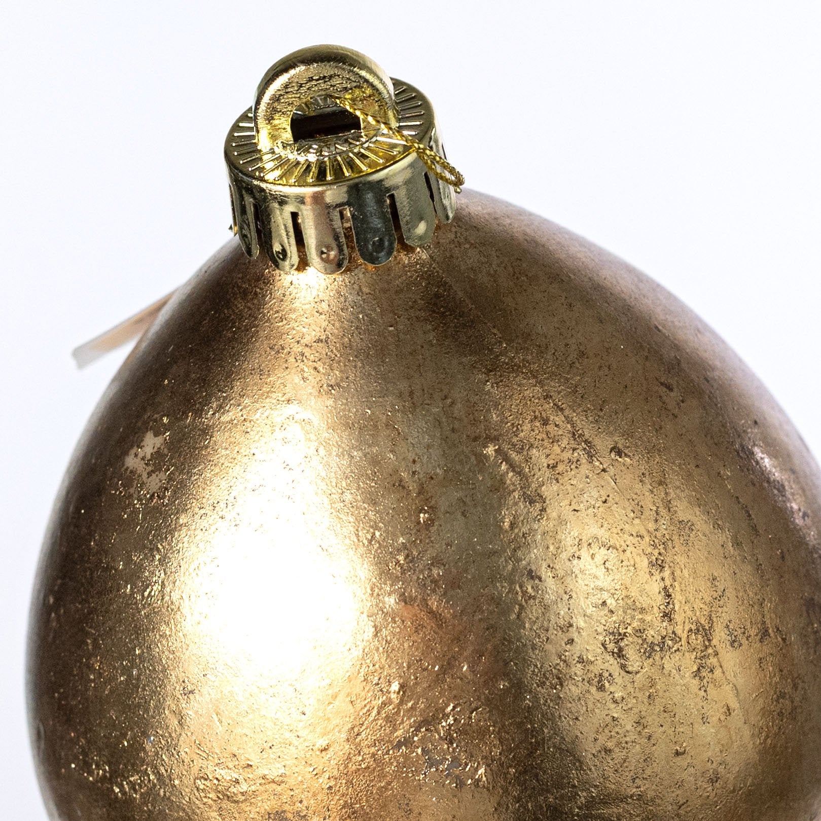5" Teardrop Ornament: Shiny Gold detail photo 3