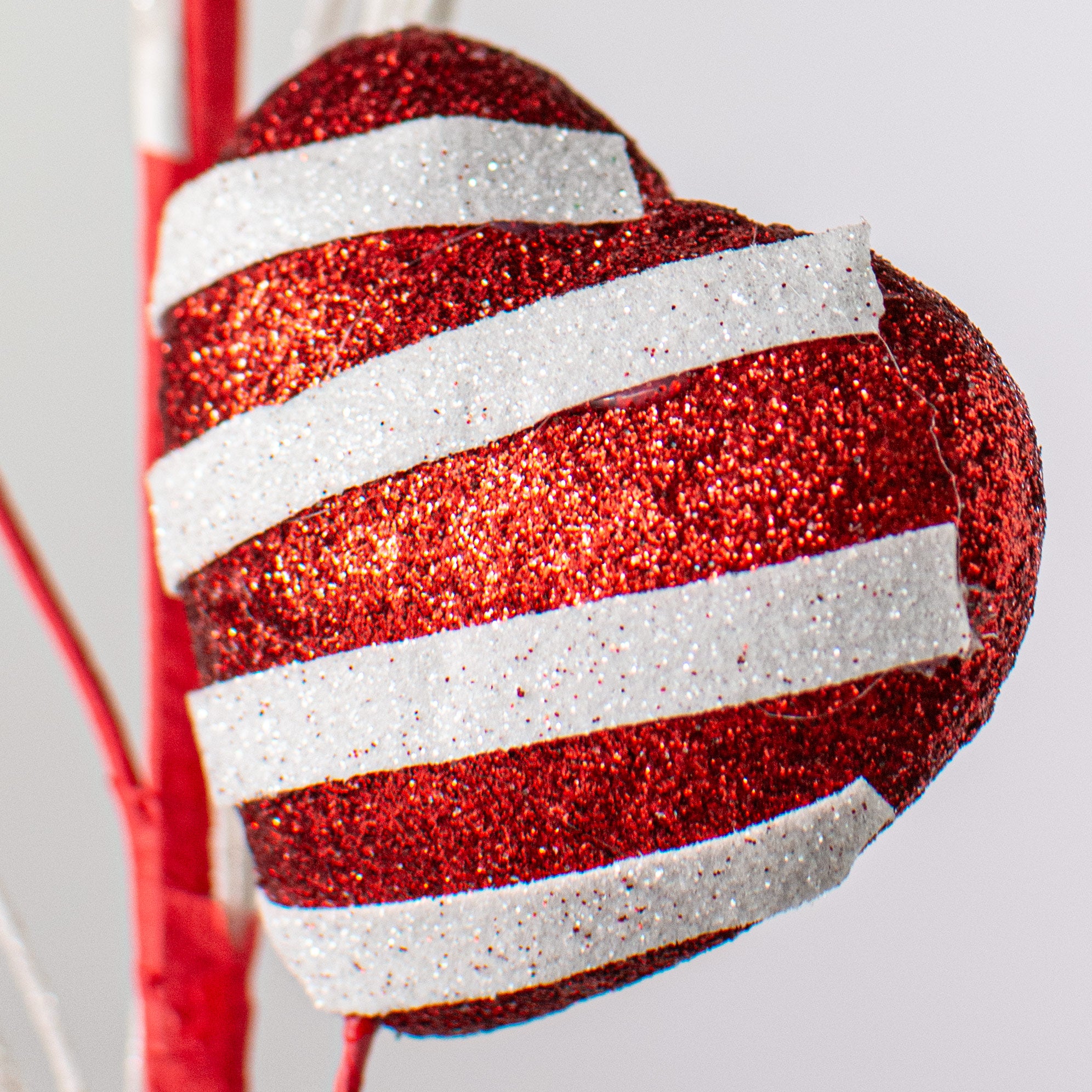 24" Valentine Stripe & Polka Dot Spray detail photo 4