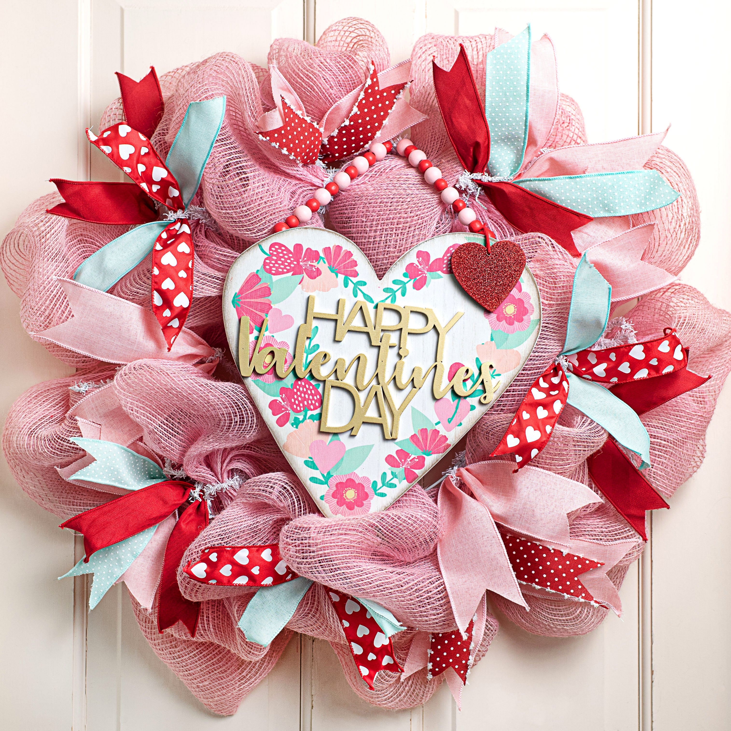 11" Valentine's Day Cutout Wall Decoration Lifestyle Photo