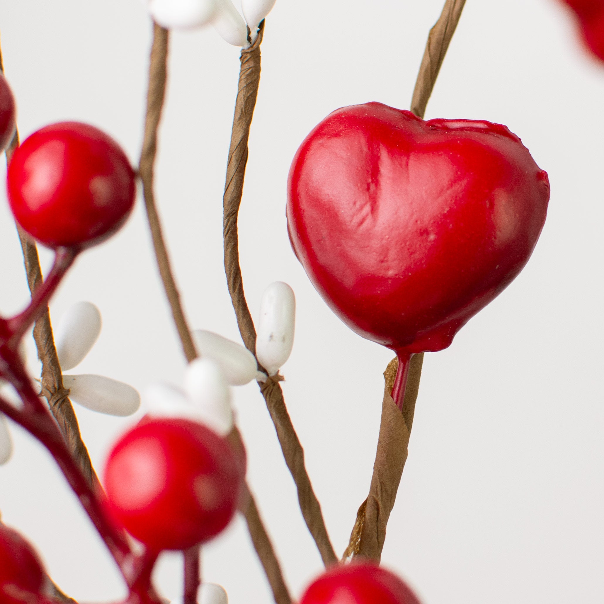 5' Valentine's Day Heart Garland: Red detail photo 5