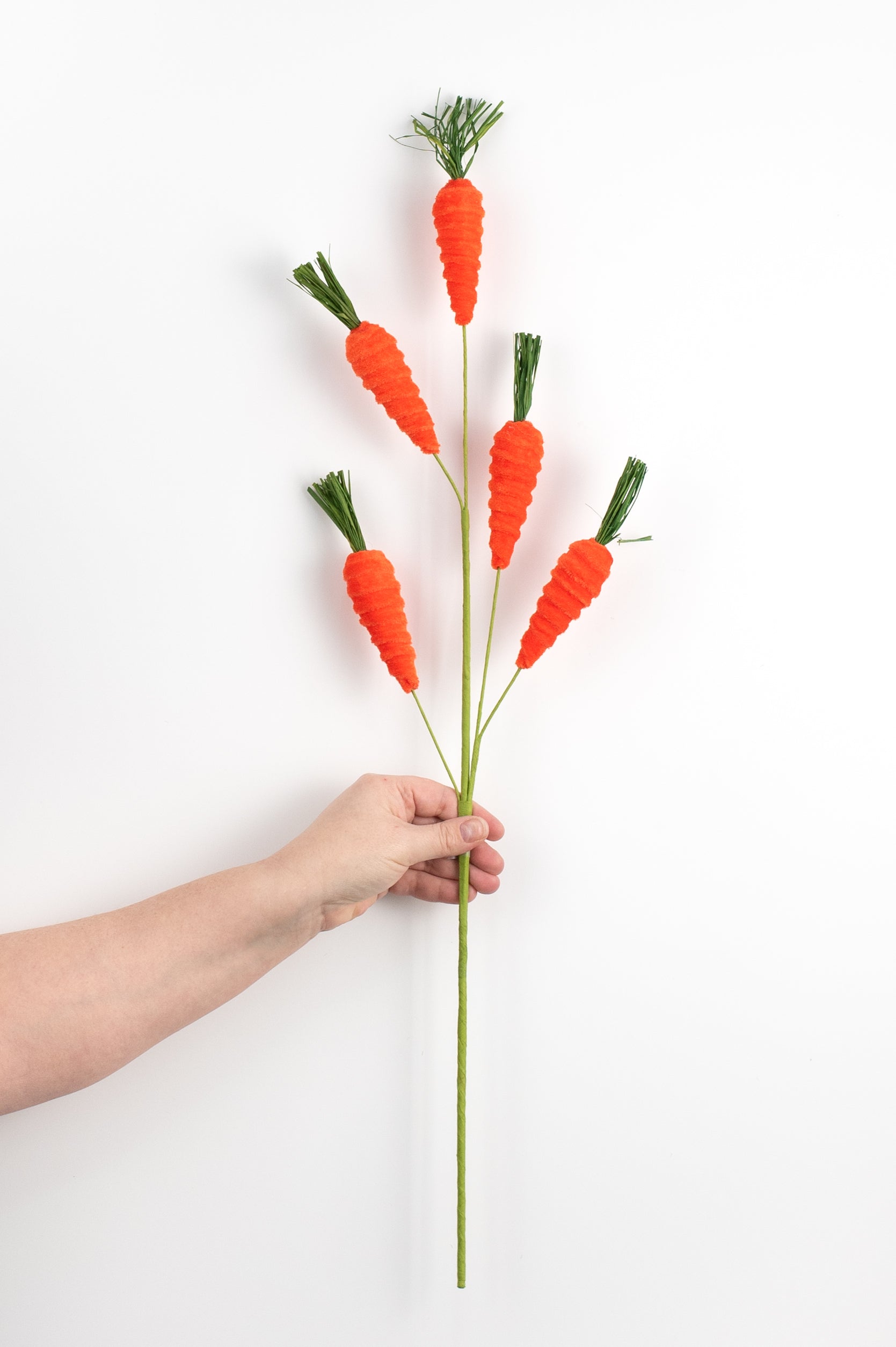 28" Velvet Carrot Spray: Orange detail photo 3